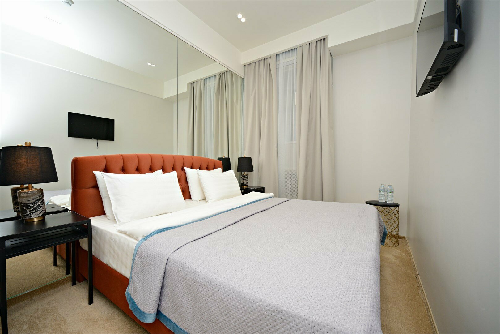 Улучшенный двухместный номер с 1 кроватью