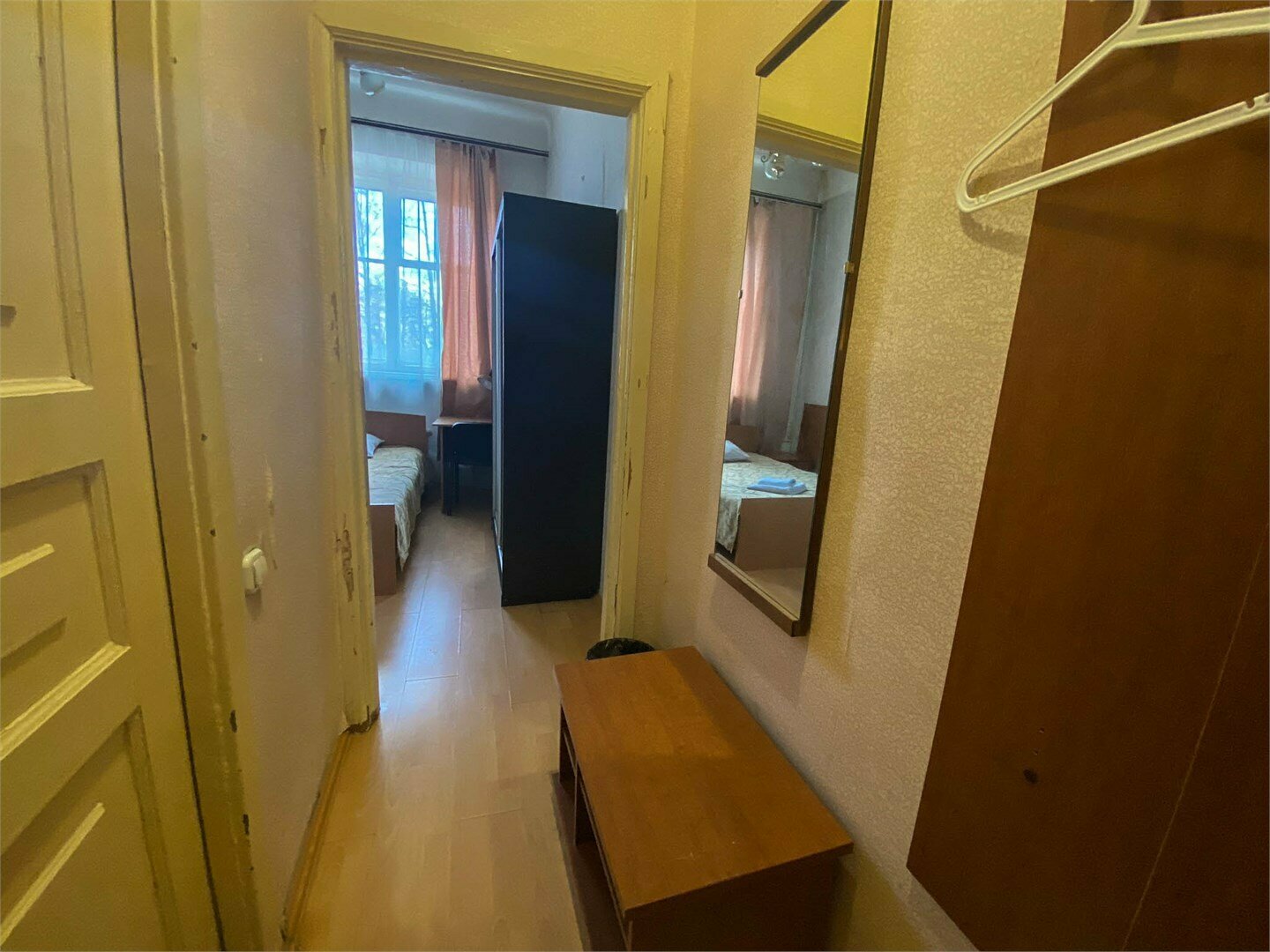 Одноместный номер РЕТРО с собственными удобствами