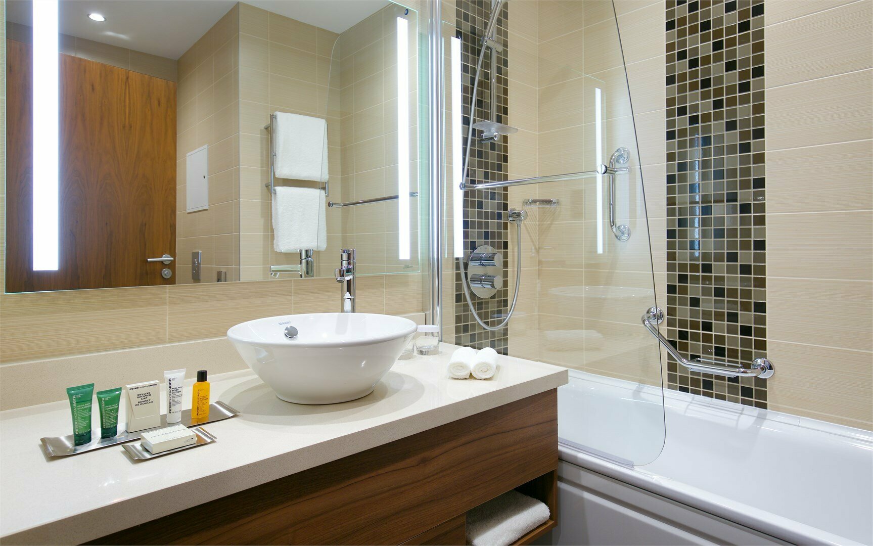 Семейный номер с ванной