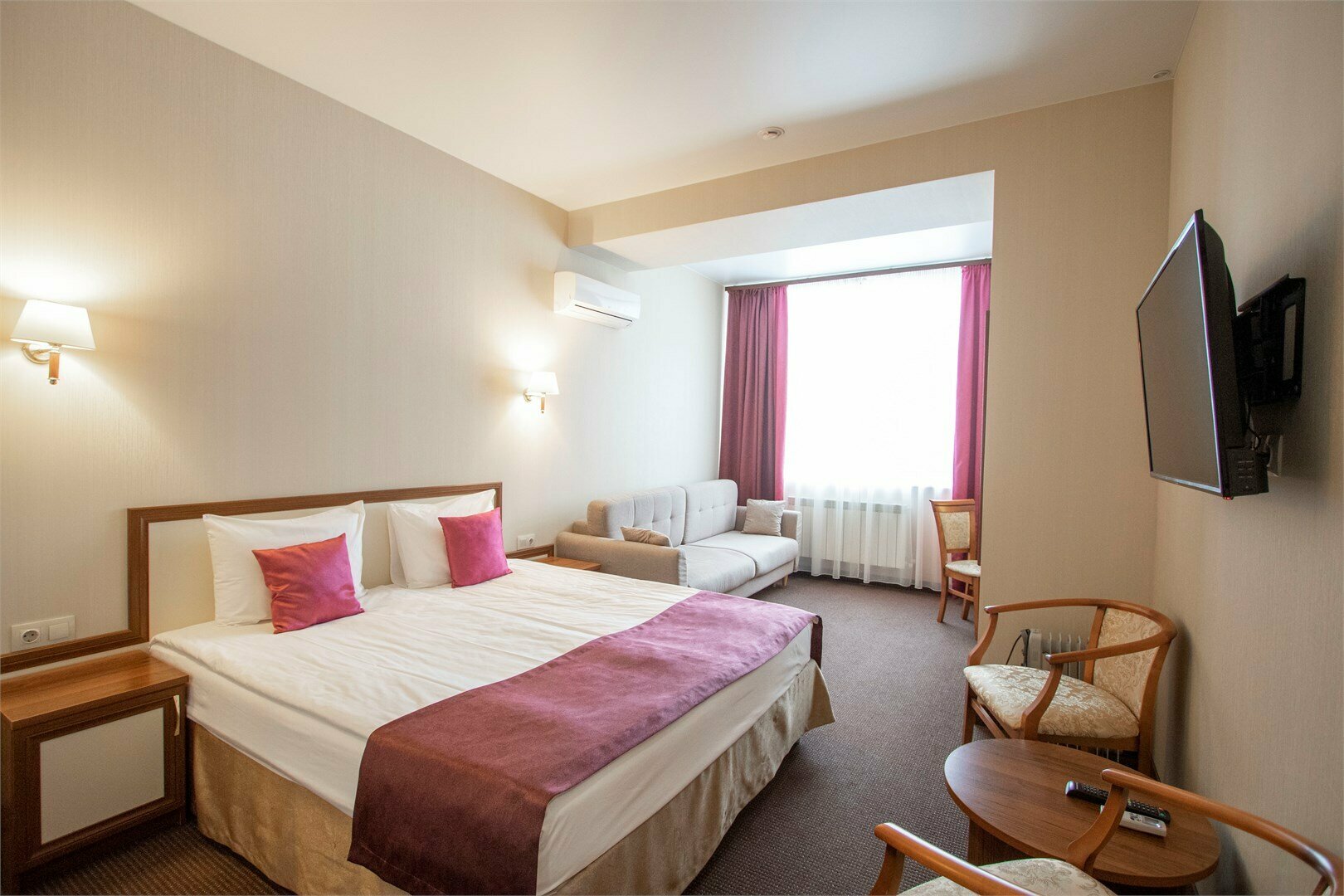 Джуниор сюит (семейный однокомнатный)