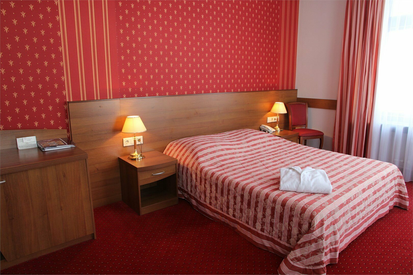 Улучшенный двухместный номер с 1 кроватью