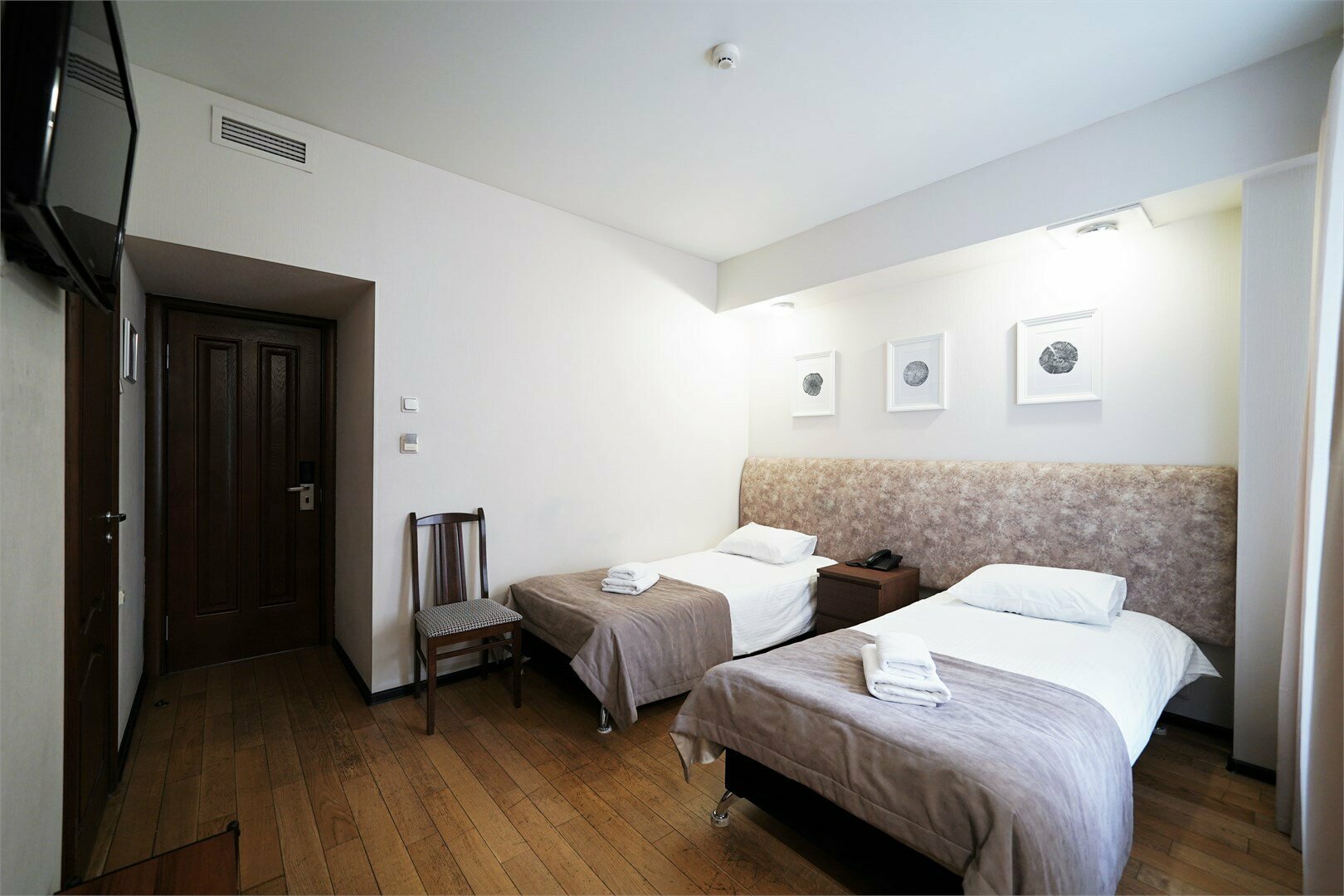 Меблированная комната формата «Классика» с 2 кроватями