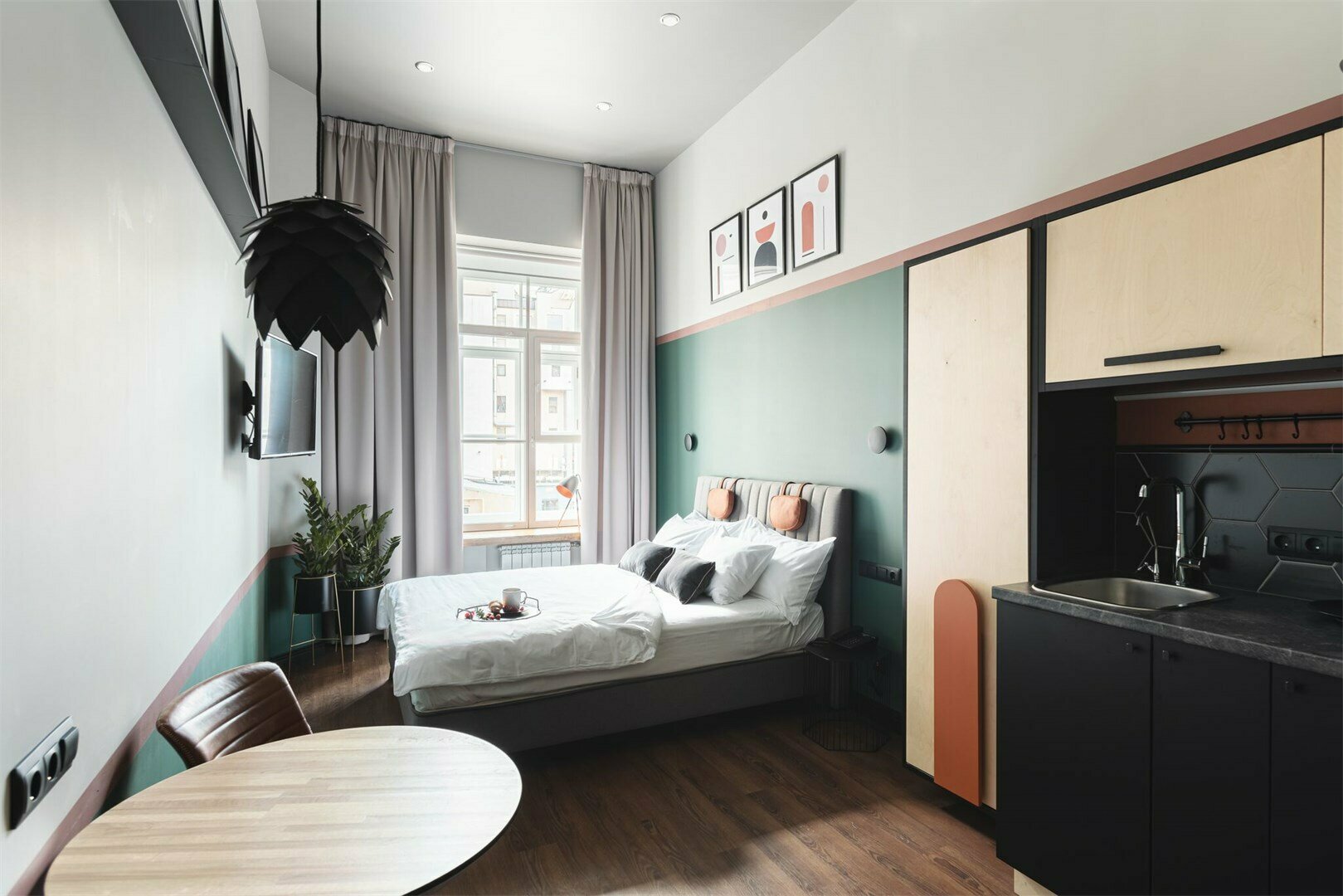 Стандартный номер-студио с видом на город