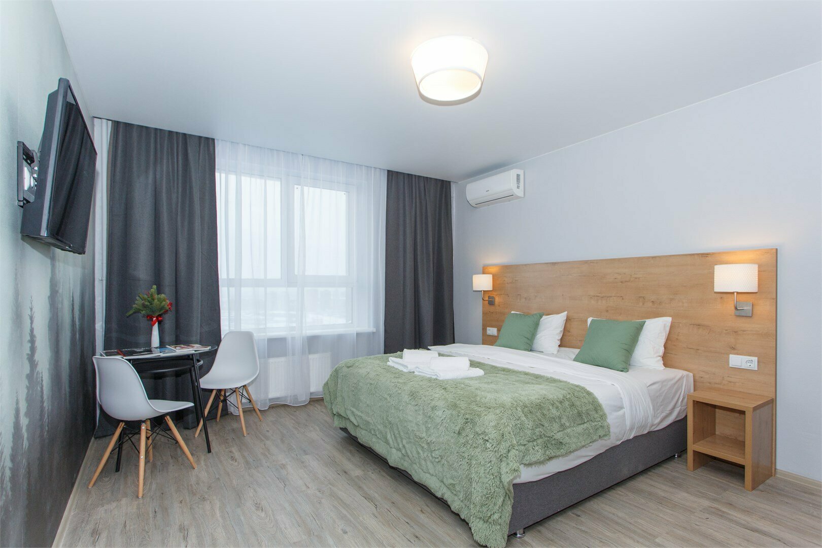 Полулюкс трехместный с Джакузи