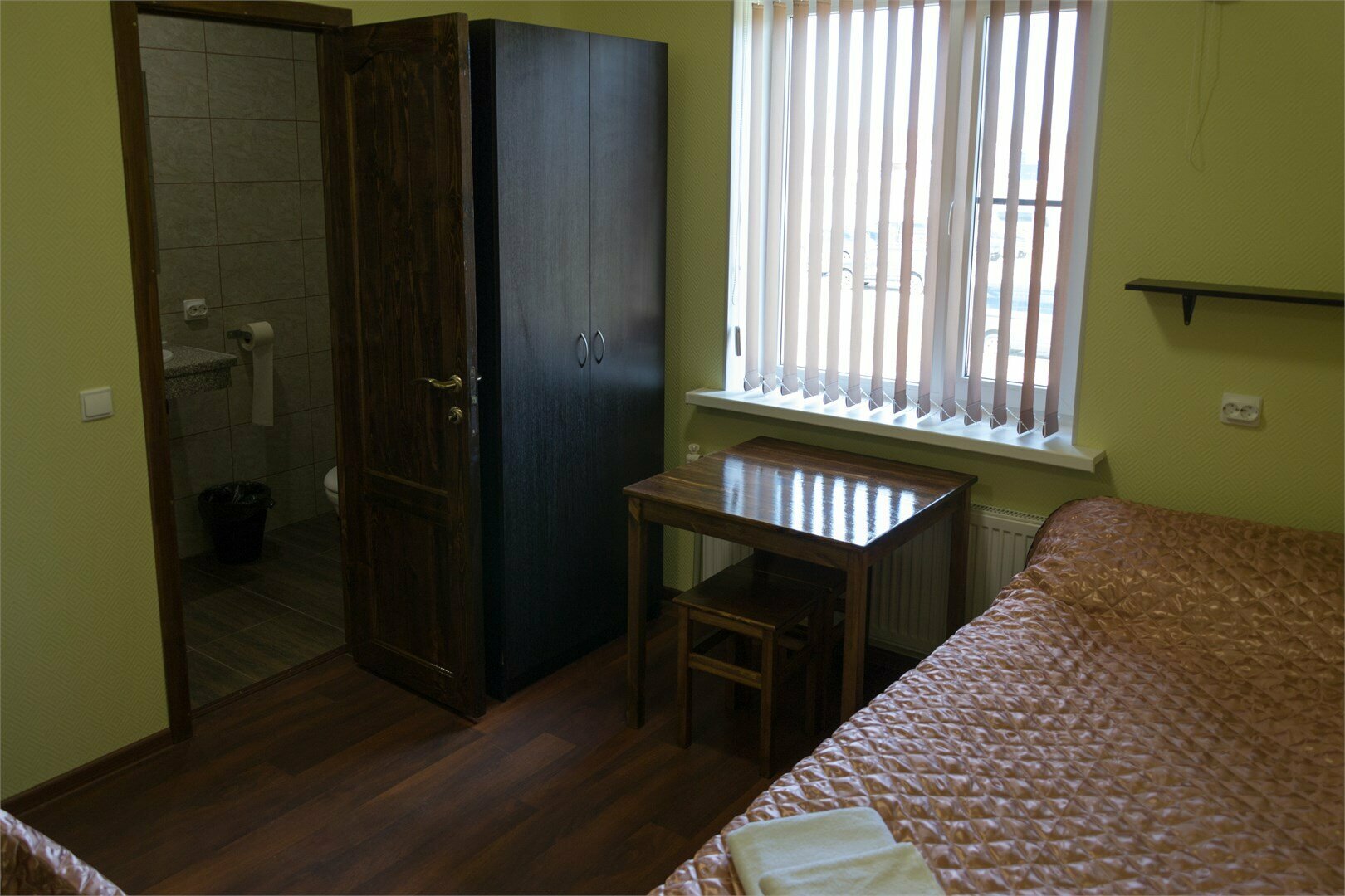 Двухкомнатный 4-х местный с удобствами