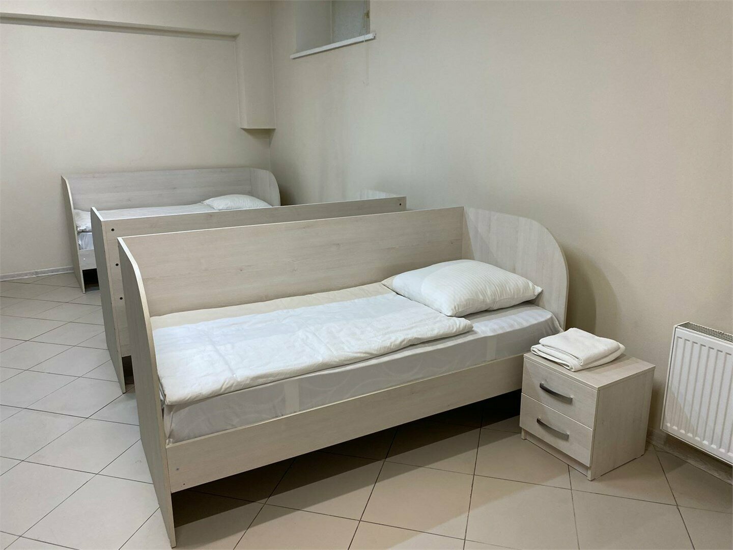 Четырехместный номер с душем