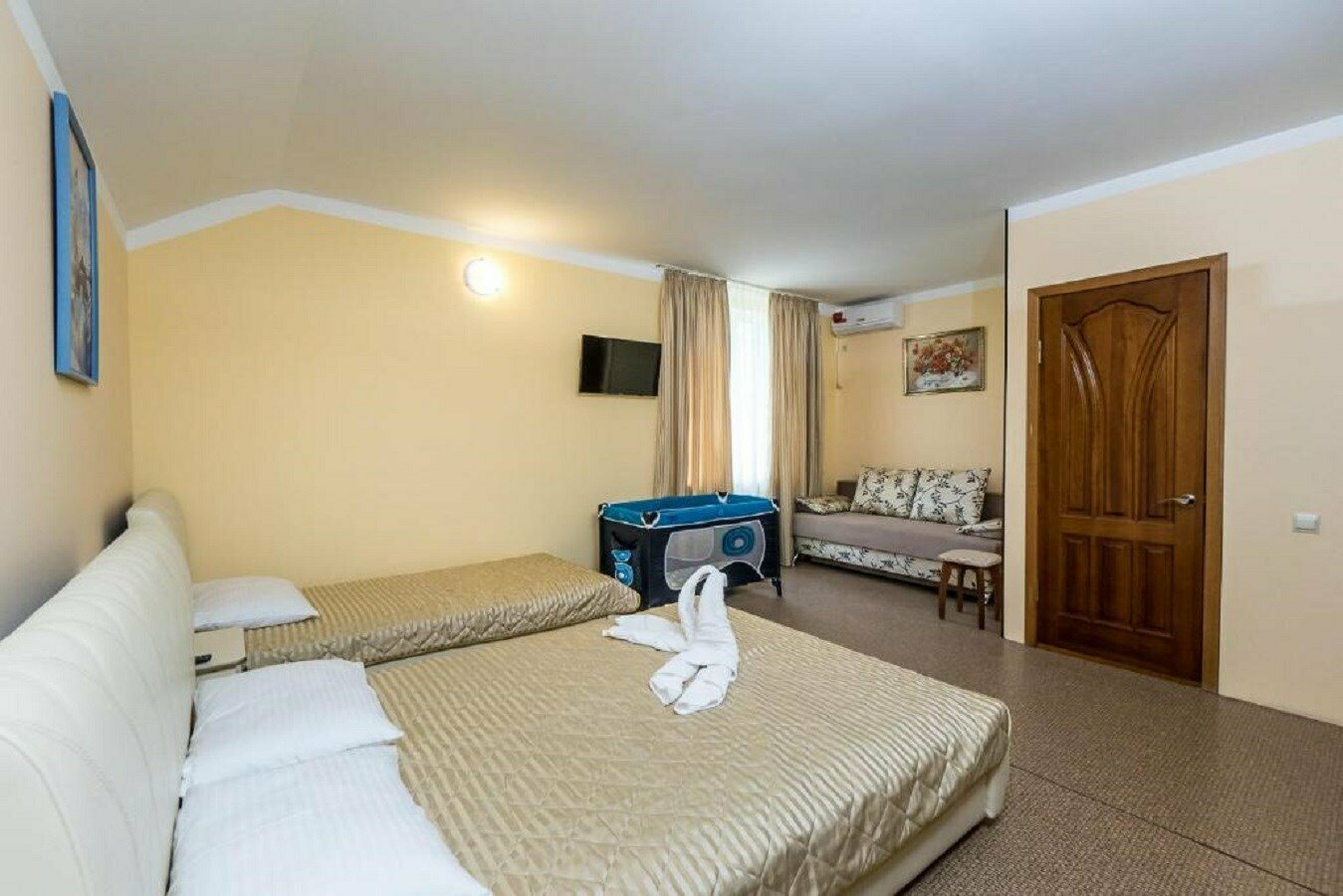 семейный (3 основных + 2 дополнительных)