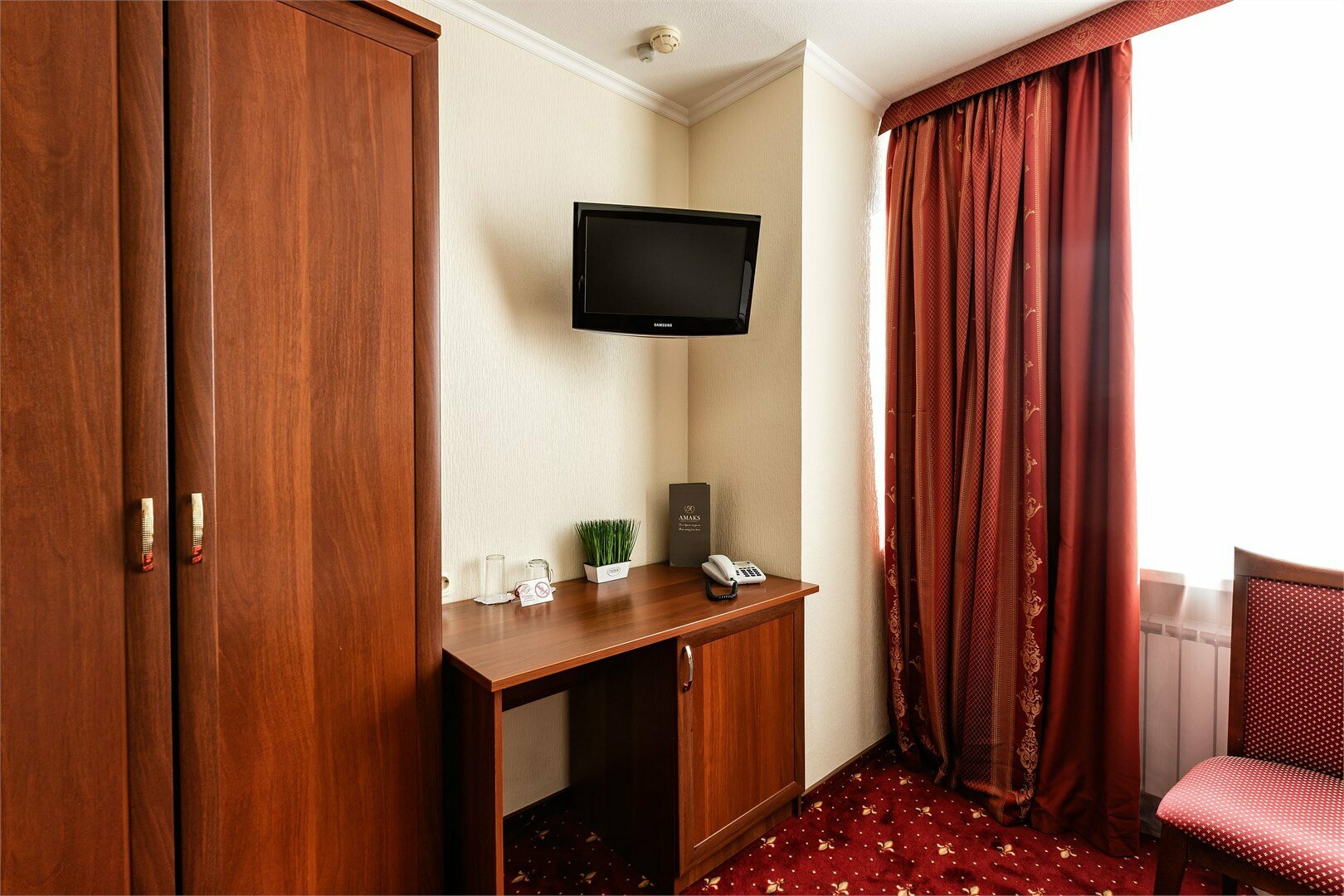 Cтaндapт одноместный