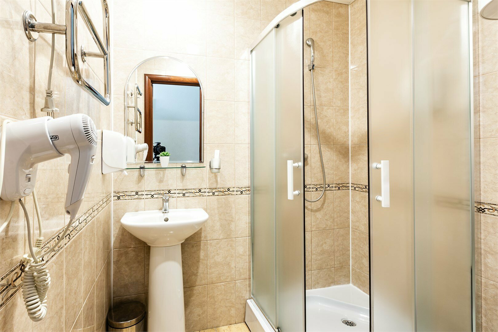 Бизнес одномecтный