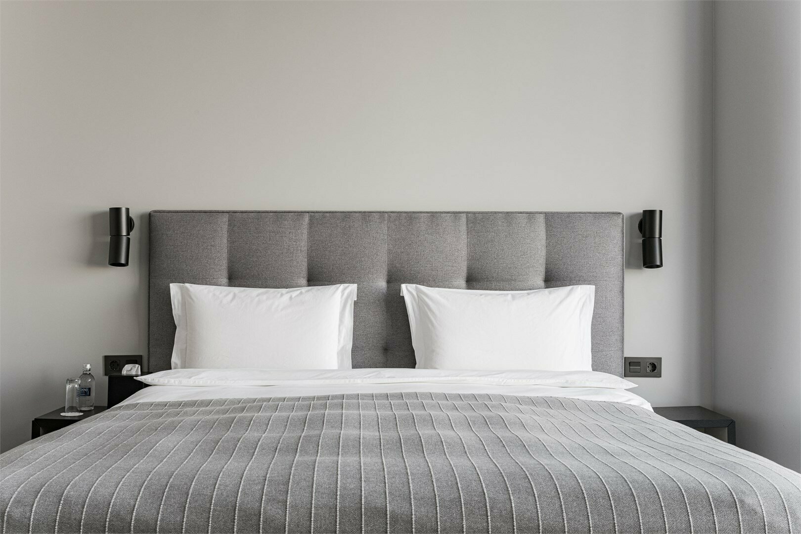 Стандарт с видом на пруд