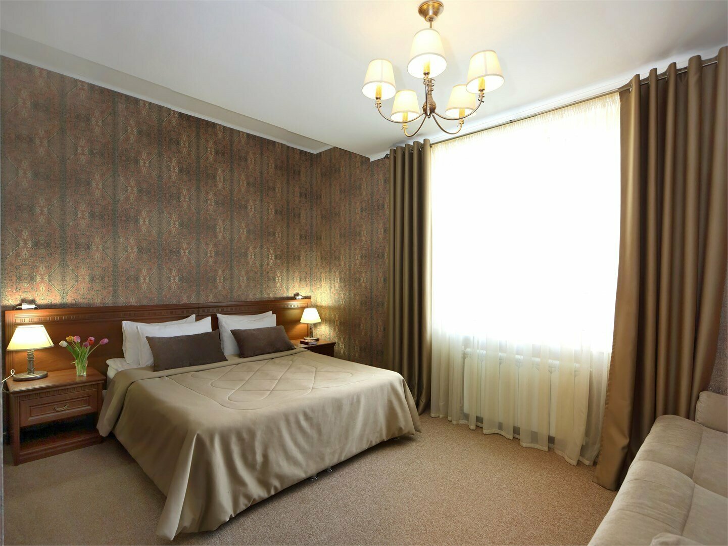 1 категория (стандарт с видом на монастырь и диваном)