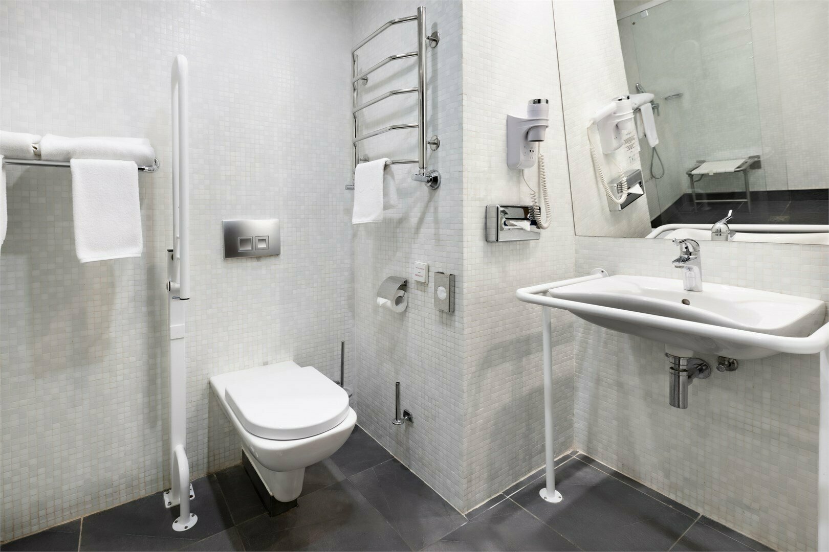 Стандартный номер для людей с ограниченными возможностями