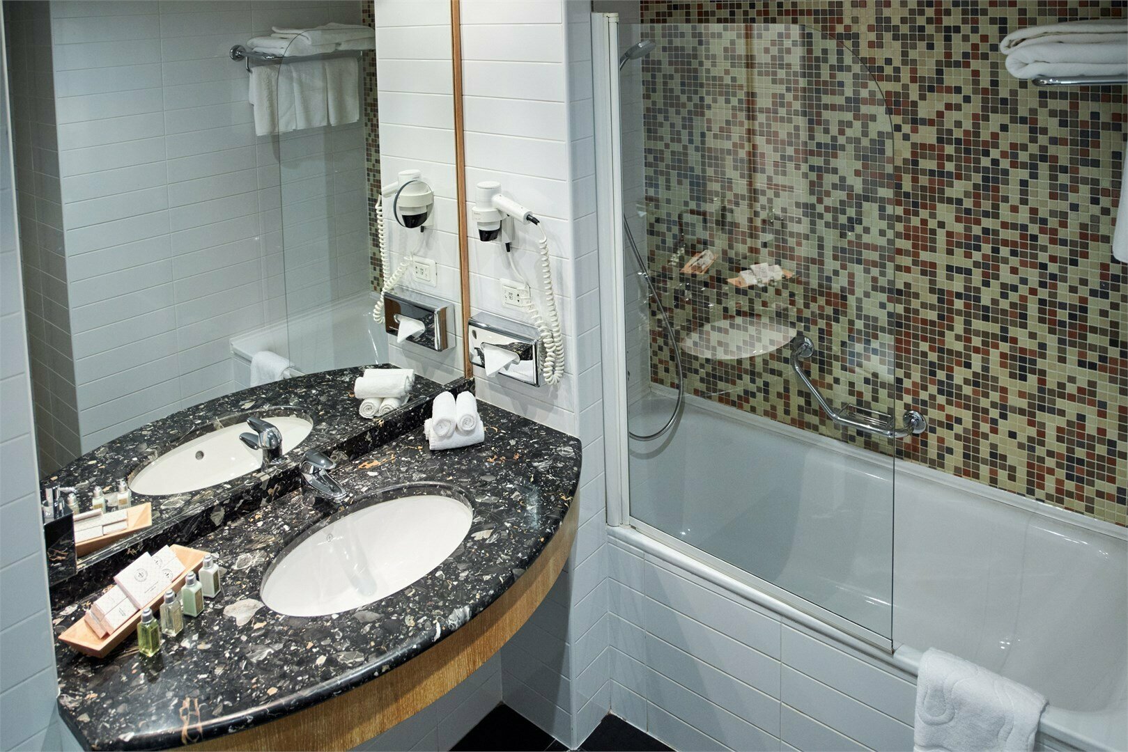 Полулюкс с террасой | Вид на город