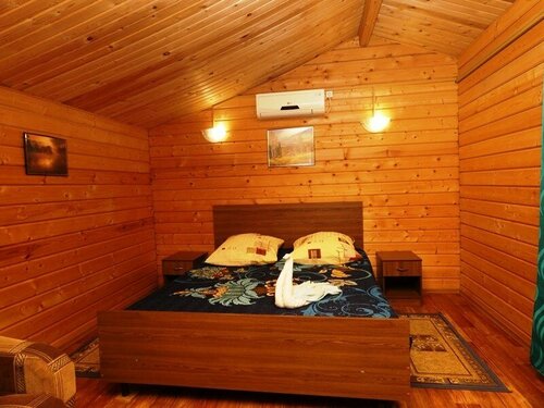 Номер Комфорт 4х местный в деревянном домике 1 этаж в Ямал