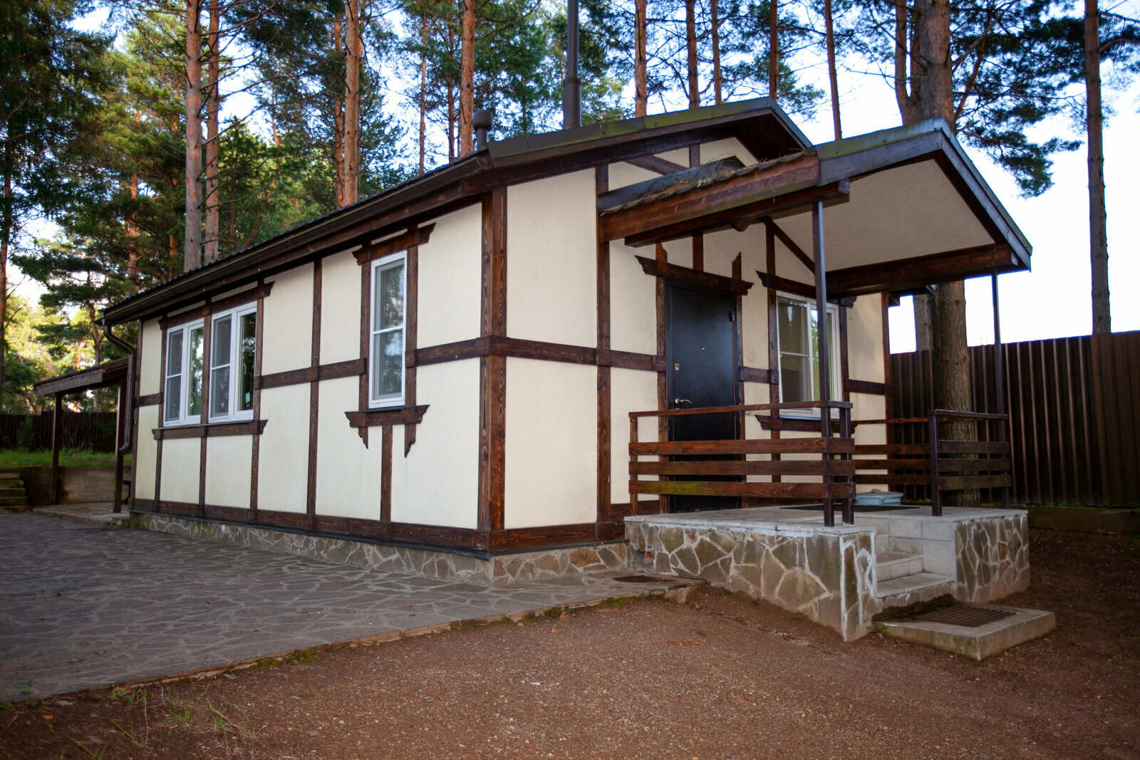 Дом с видом на озеро