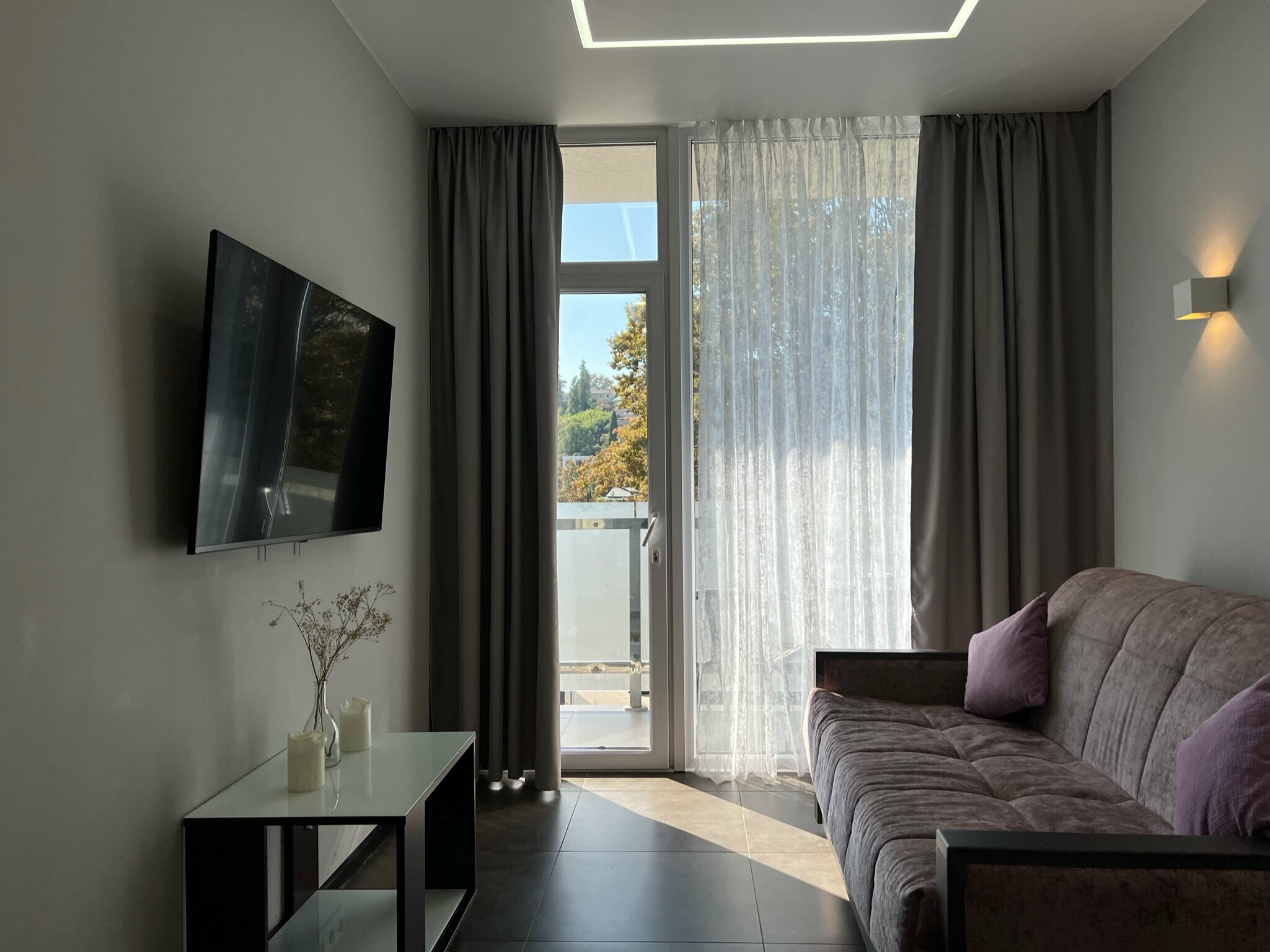 3-х местные апартаменты с балконом в жк c круглогодично подогреваемым бассейном +32 ° "Alicekeys" 14/62