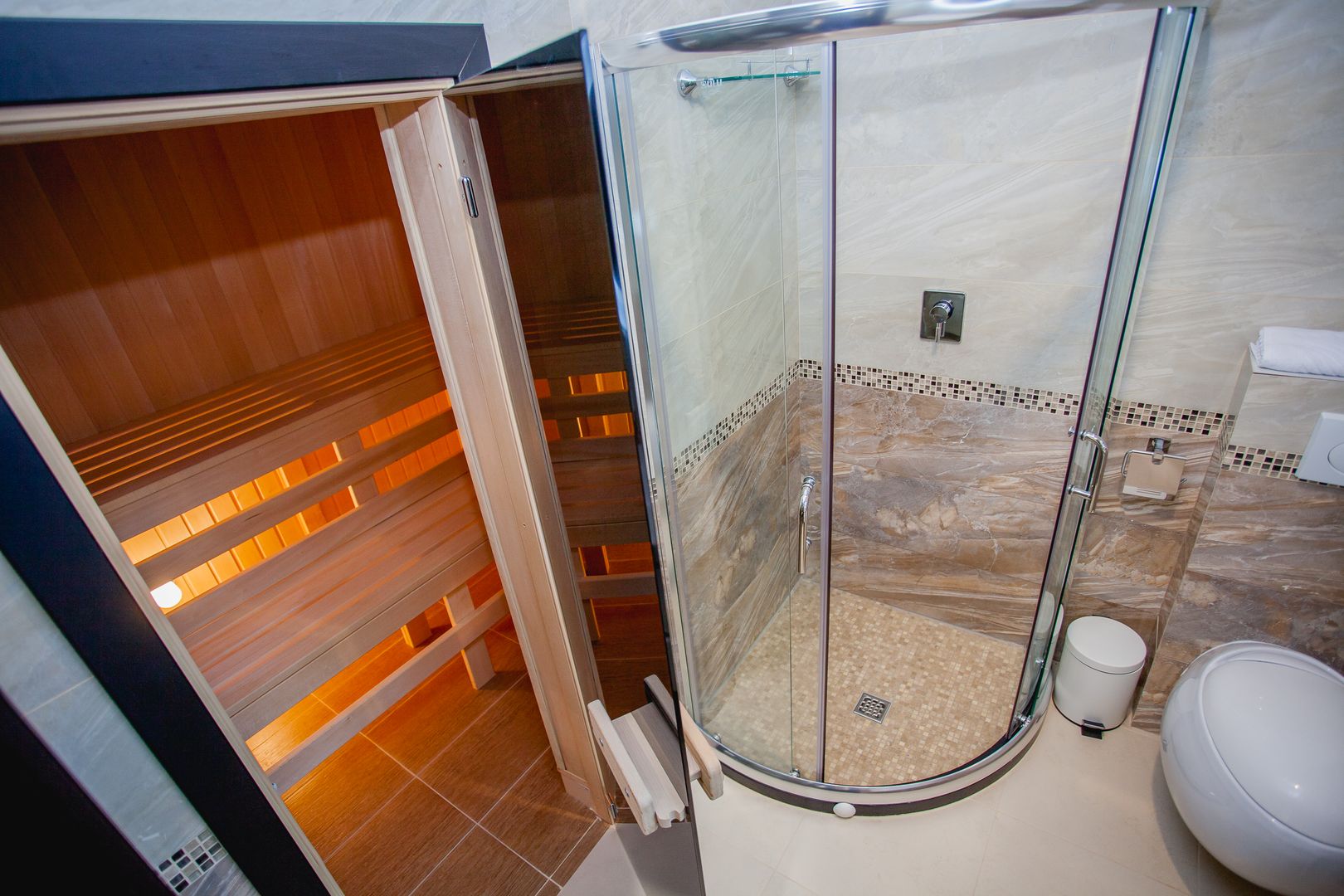 Люкс с сауной