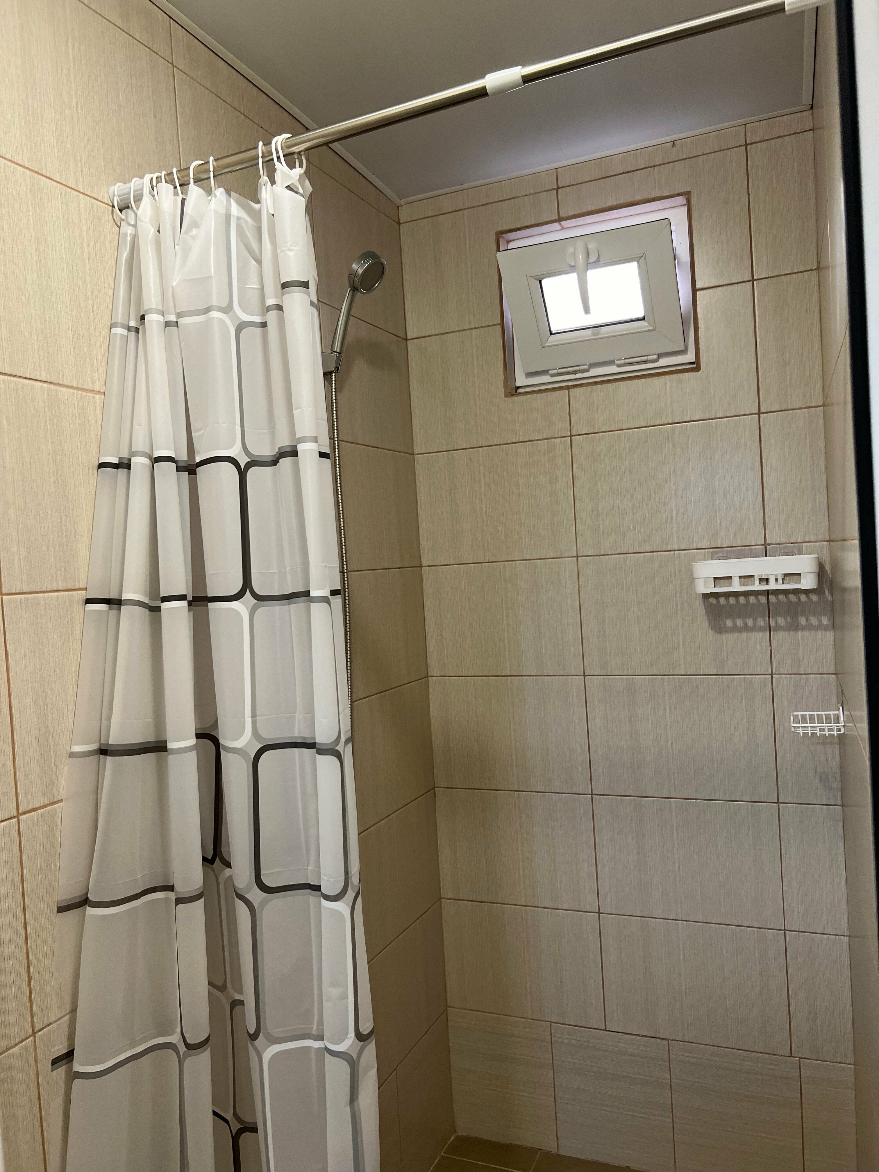 Стандартный трехместный номер