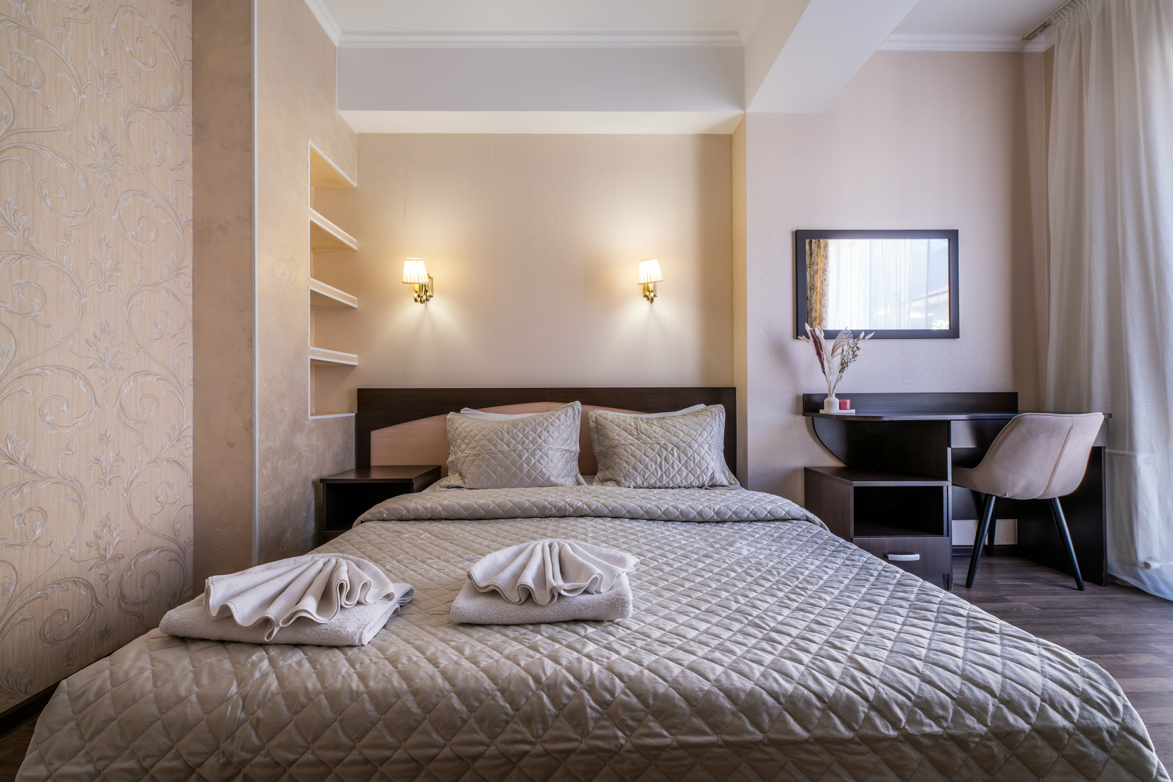 Классические Апартаменты с одной спальней и балконом 58м2 №6