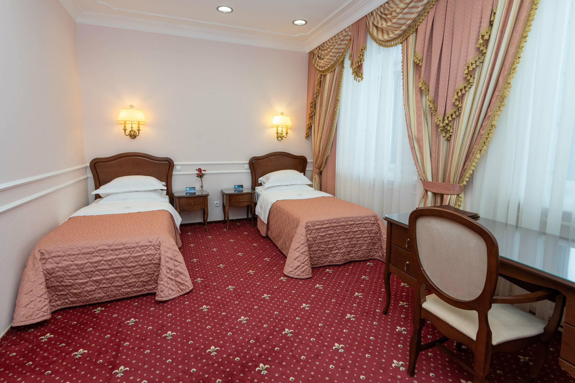 Двухместный номер с 2 отдельными кроватями