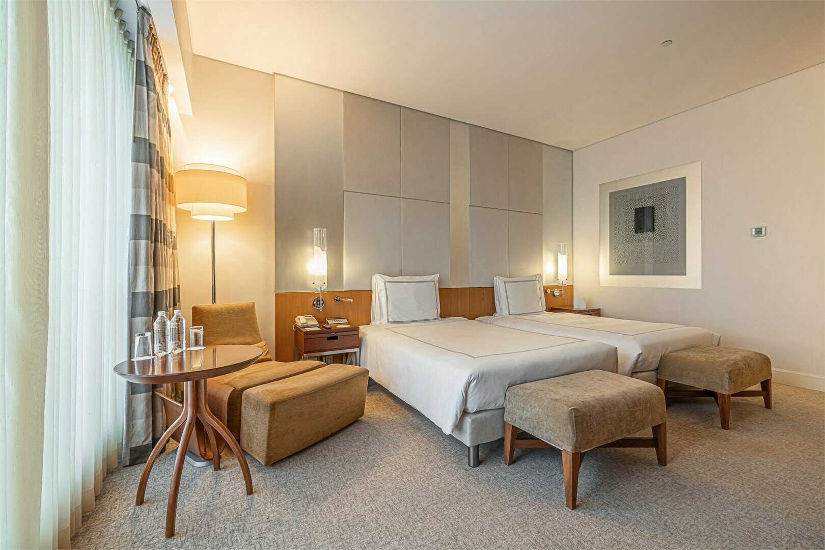 Номер Panorama, с видом на город и доступом в Swiss Executive Lounge - с 2 кроватями