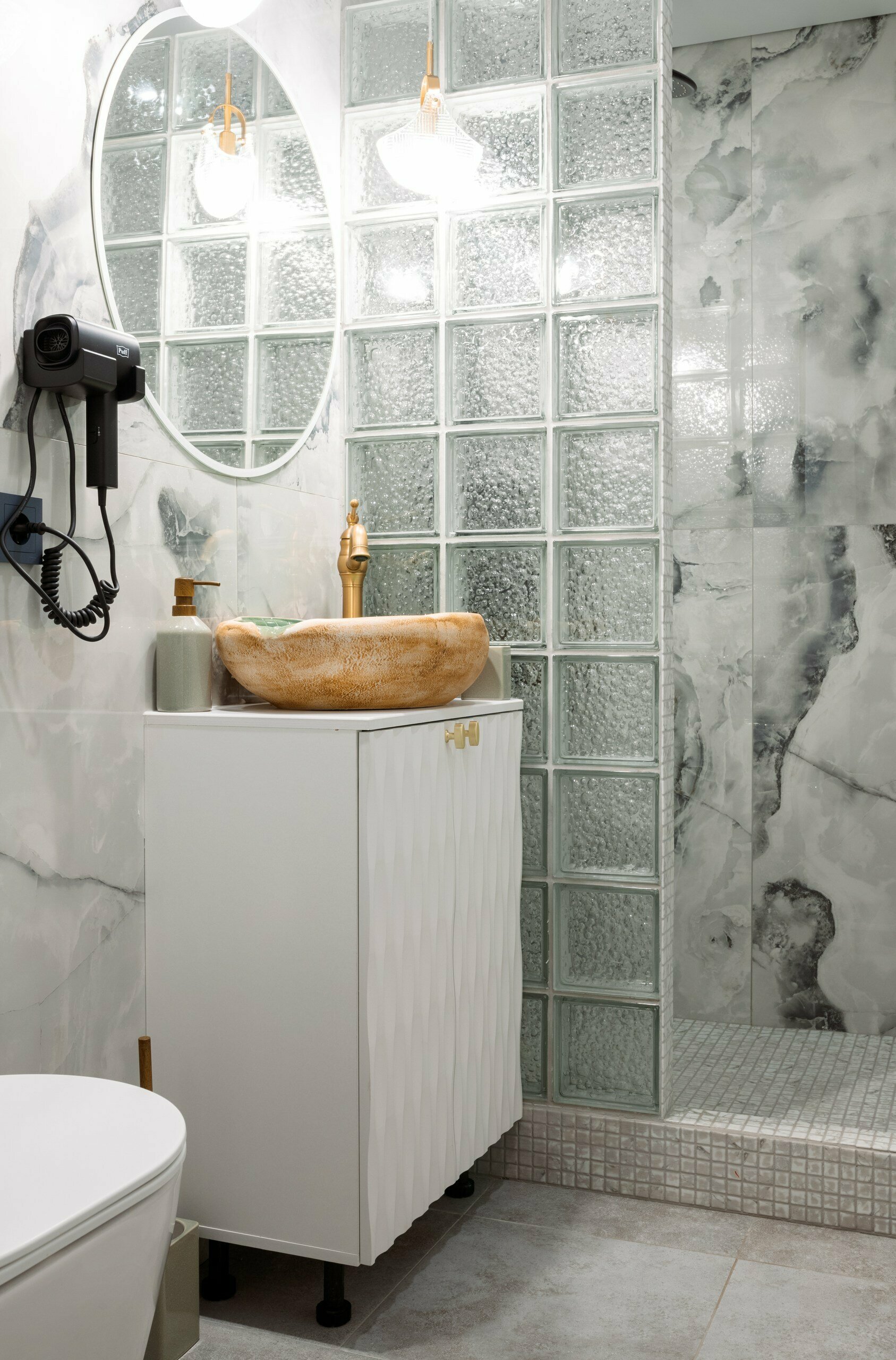 Дом с видом на озеро