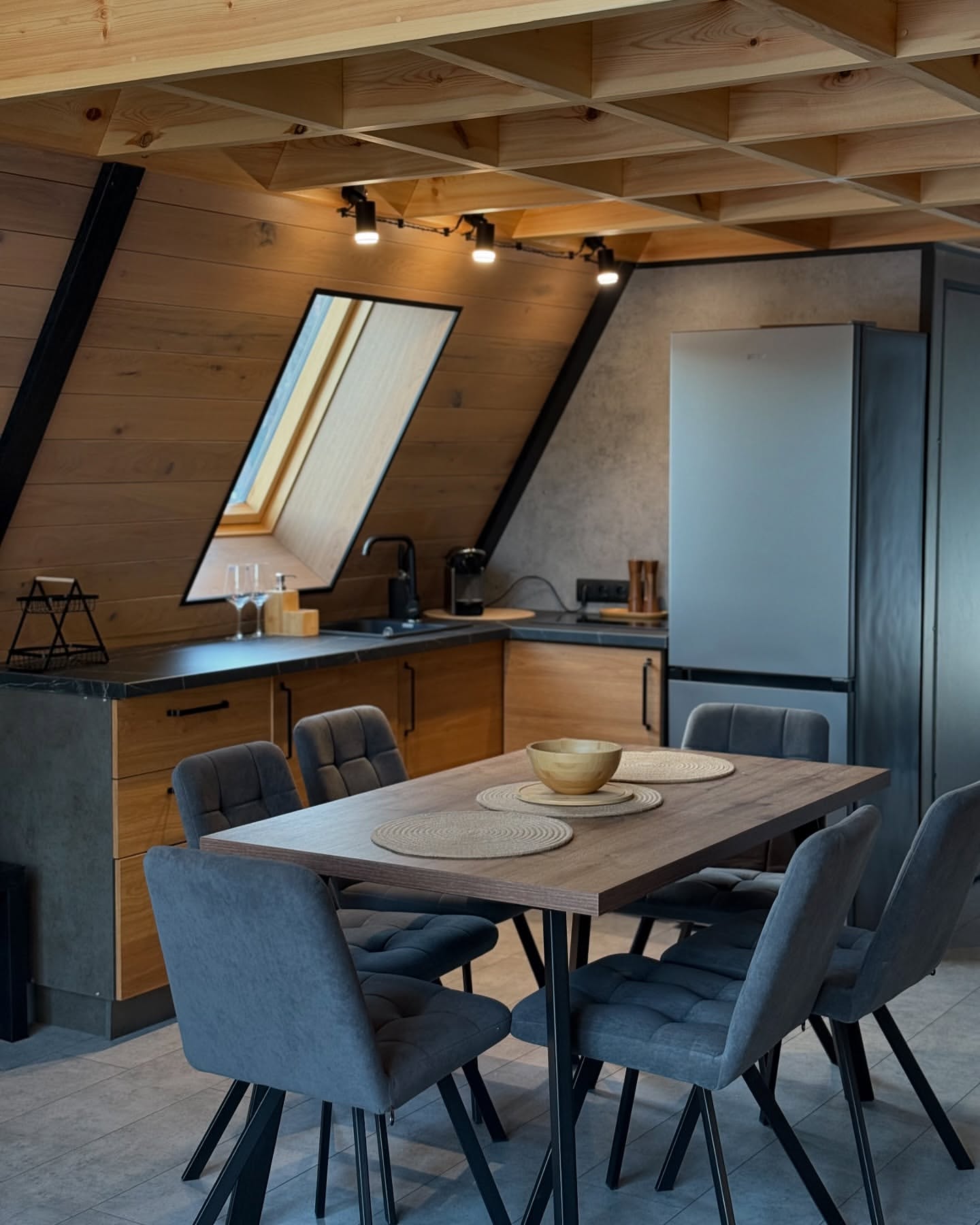 Афрейм дом до 6 чел