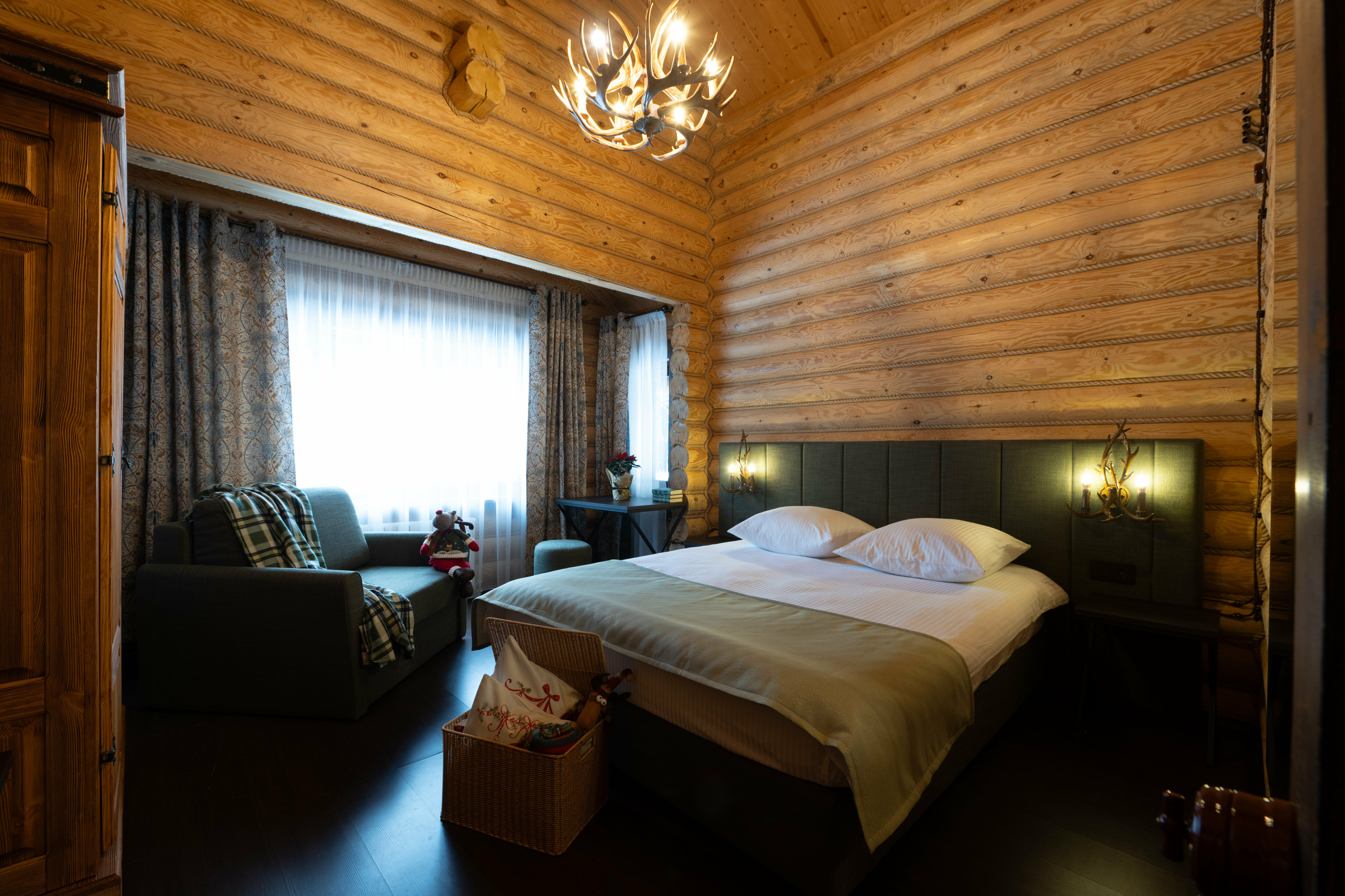 Коттедж с видом на лес