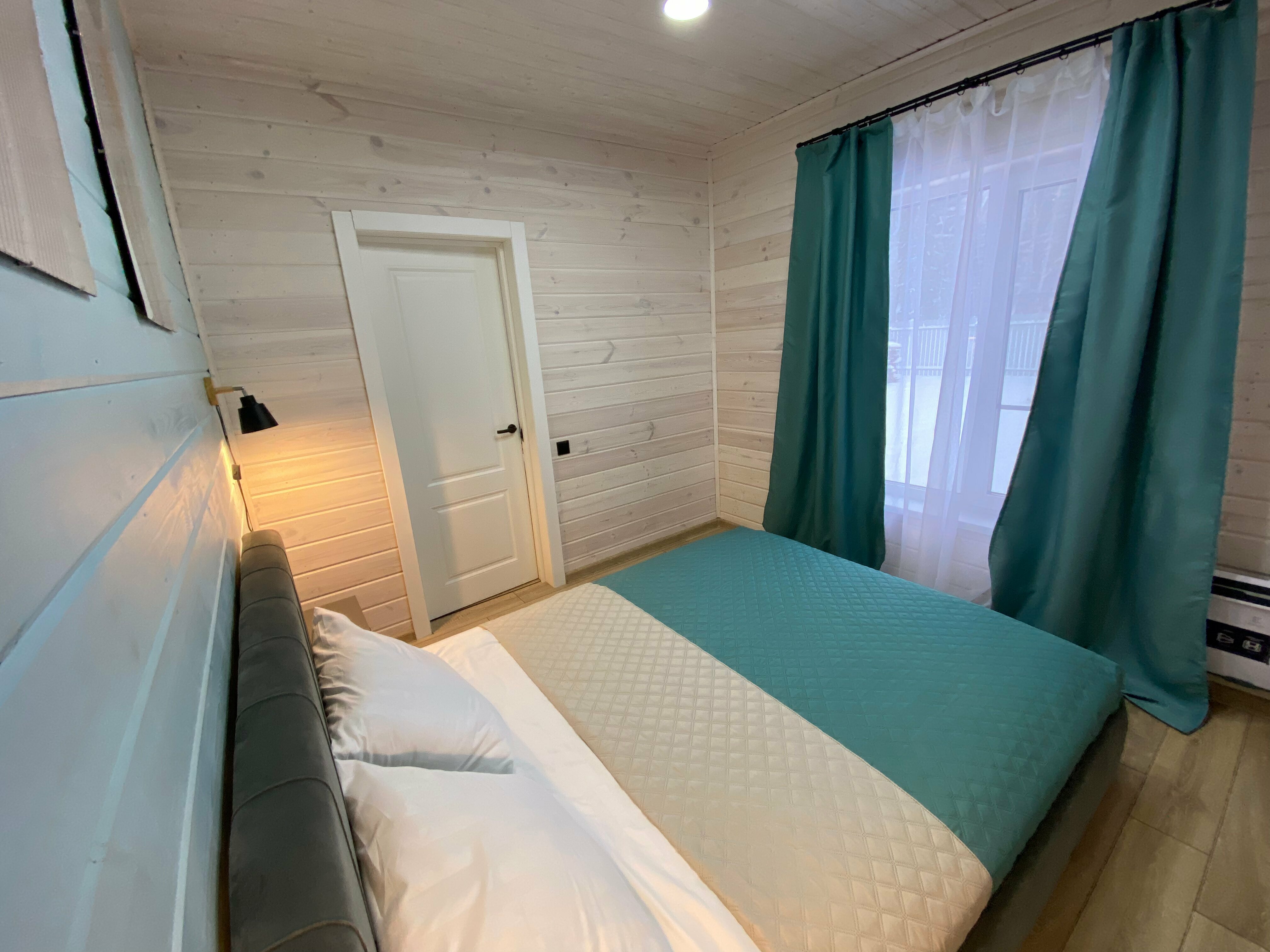 Дом с видом на лес