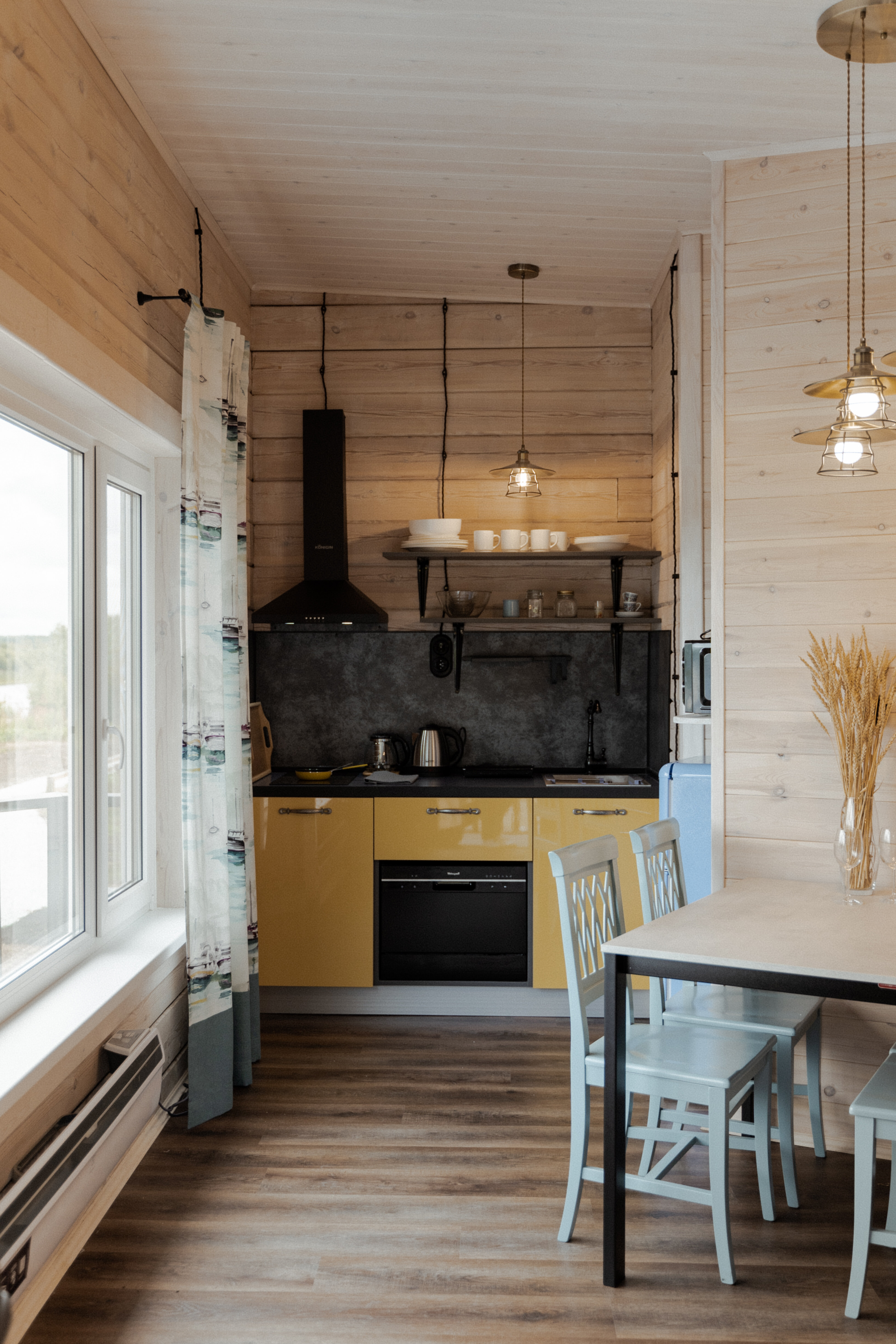 Дом с видом на лес