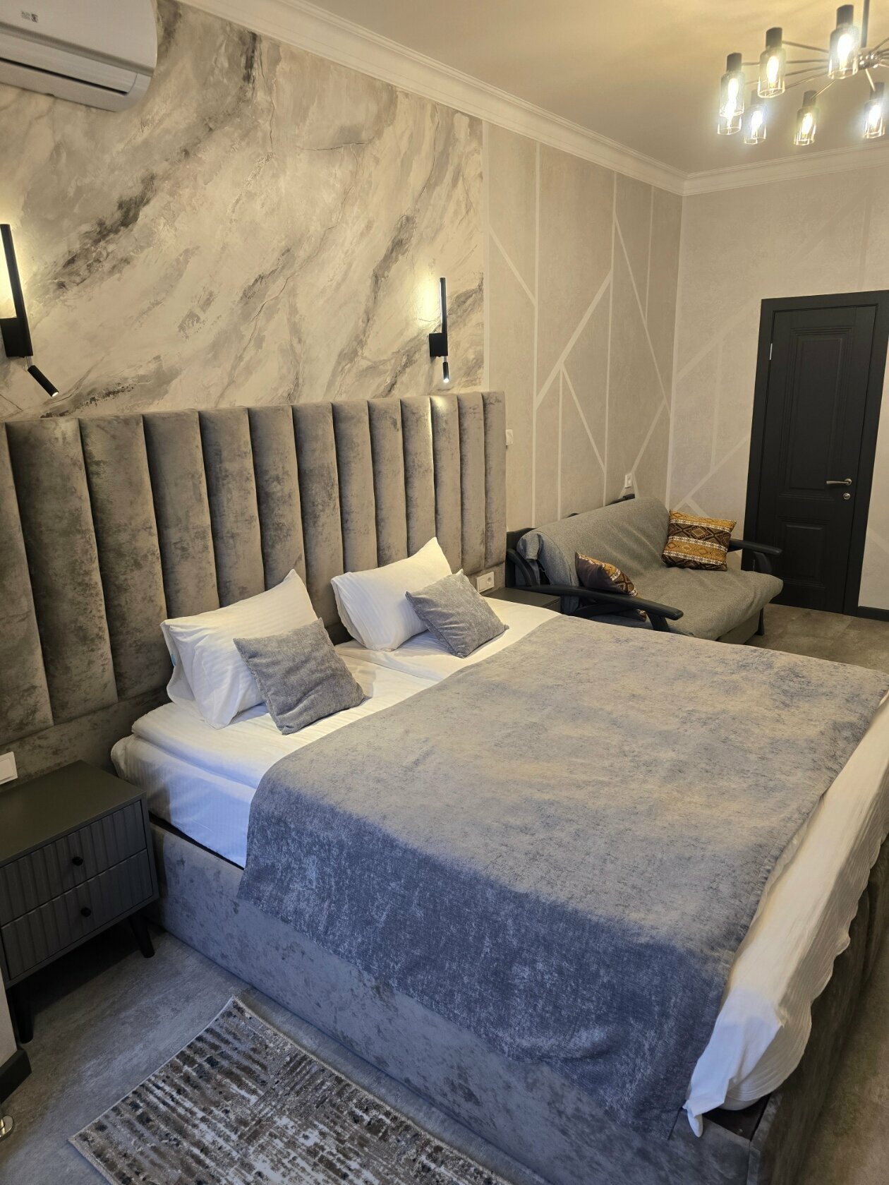 Семейный номер