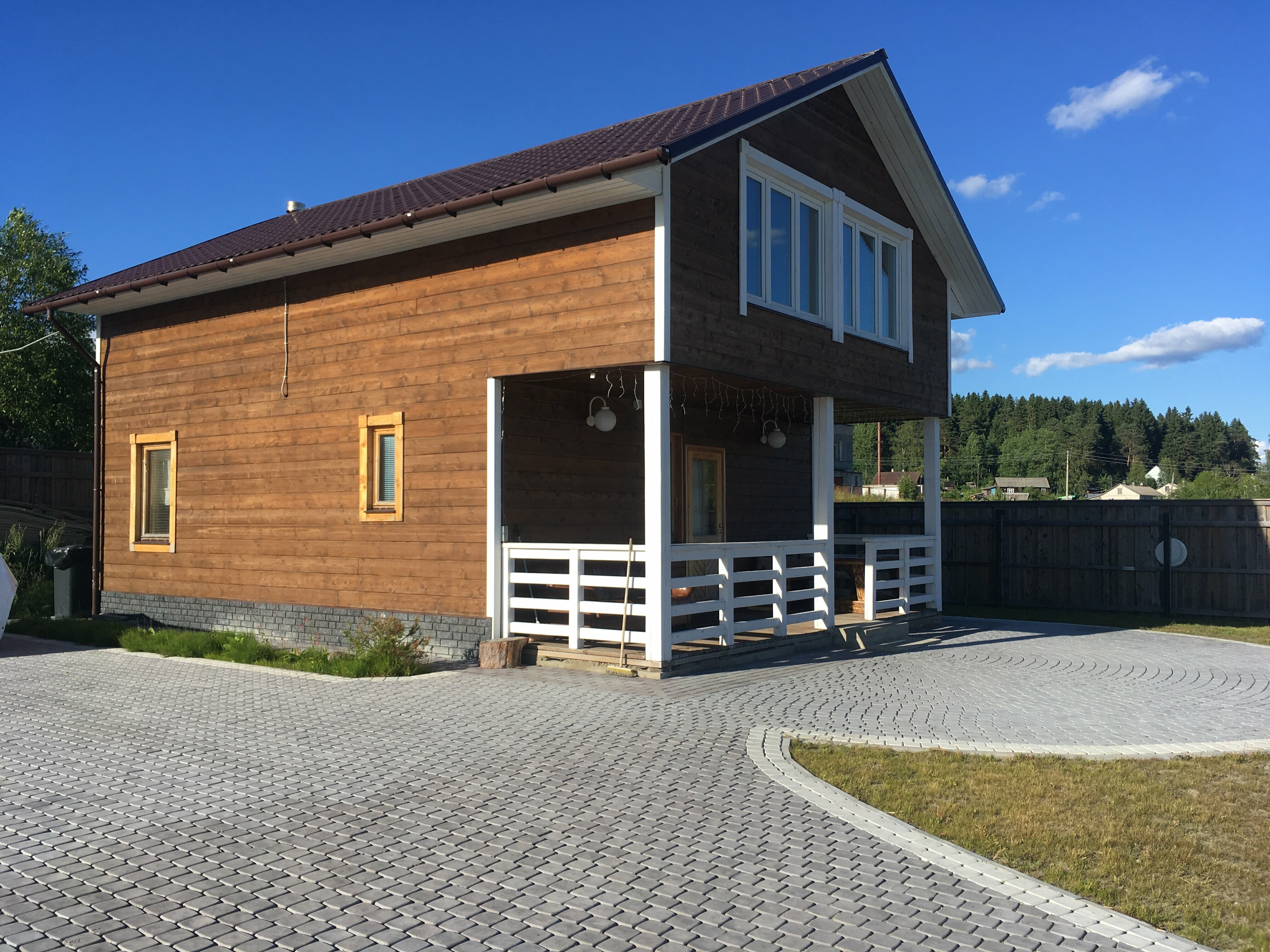 Дом с видом на озеро