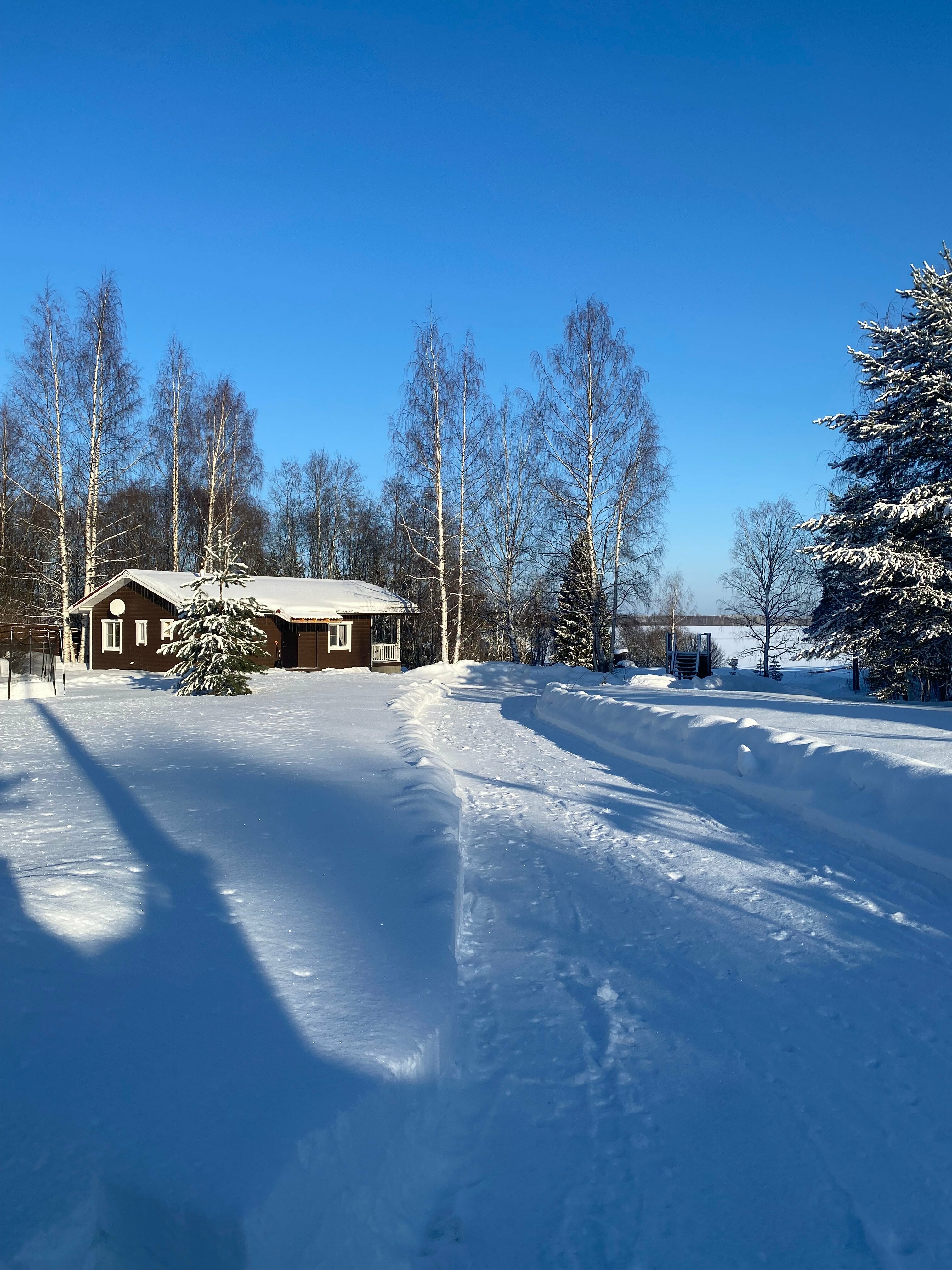 Коттедж с видом на озеро