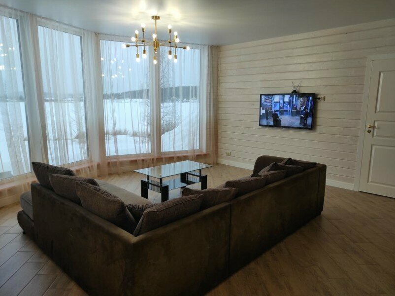 Коттедж с видом на озеро