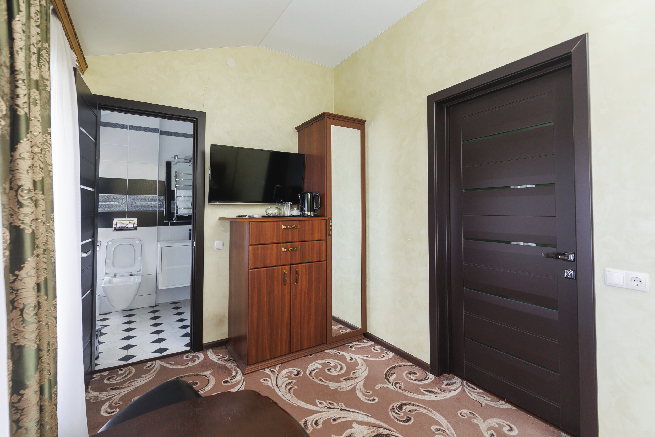 Улучшенный двухместный номер с 1 кроватью