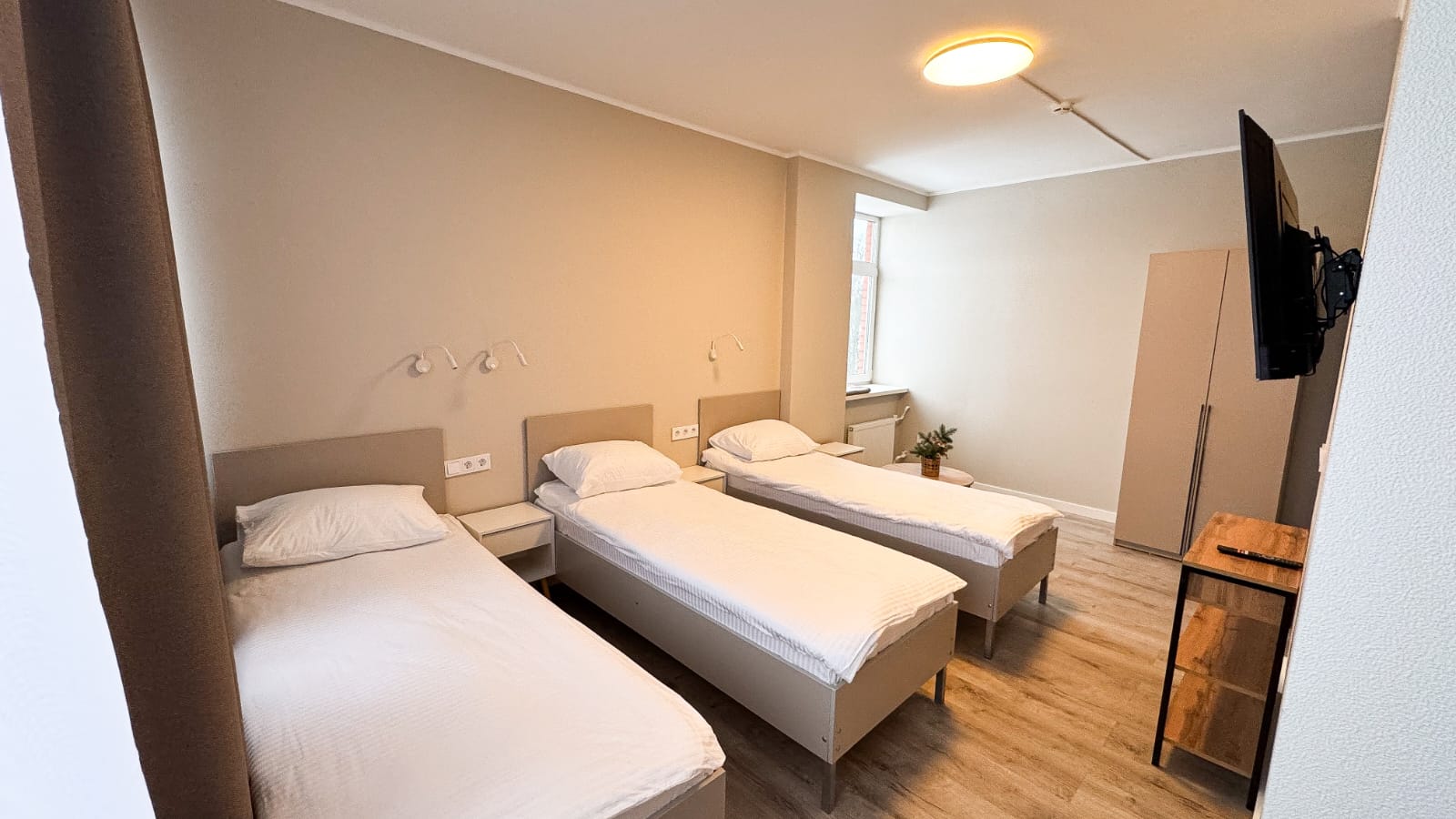 Бюджетный трехместный номер