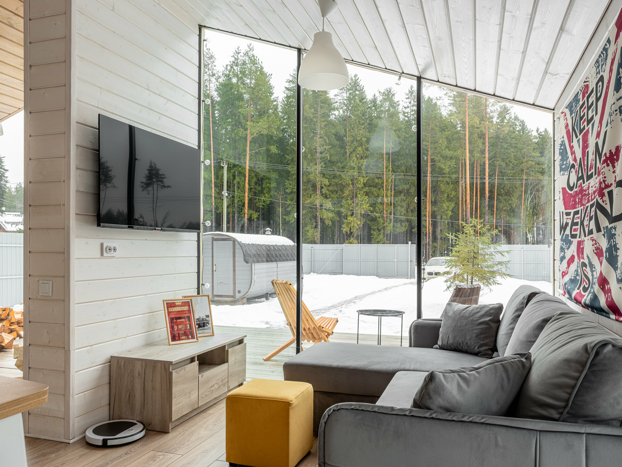 Коттедж с видом на лес