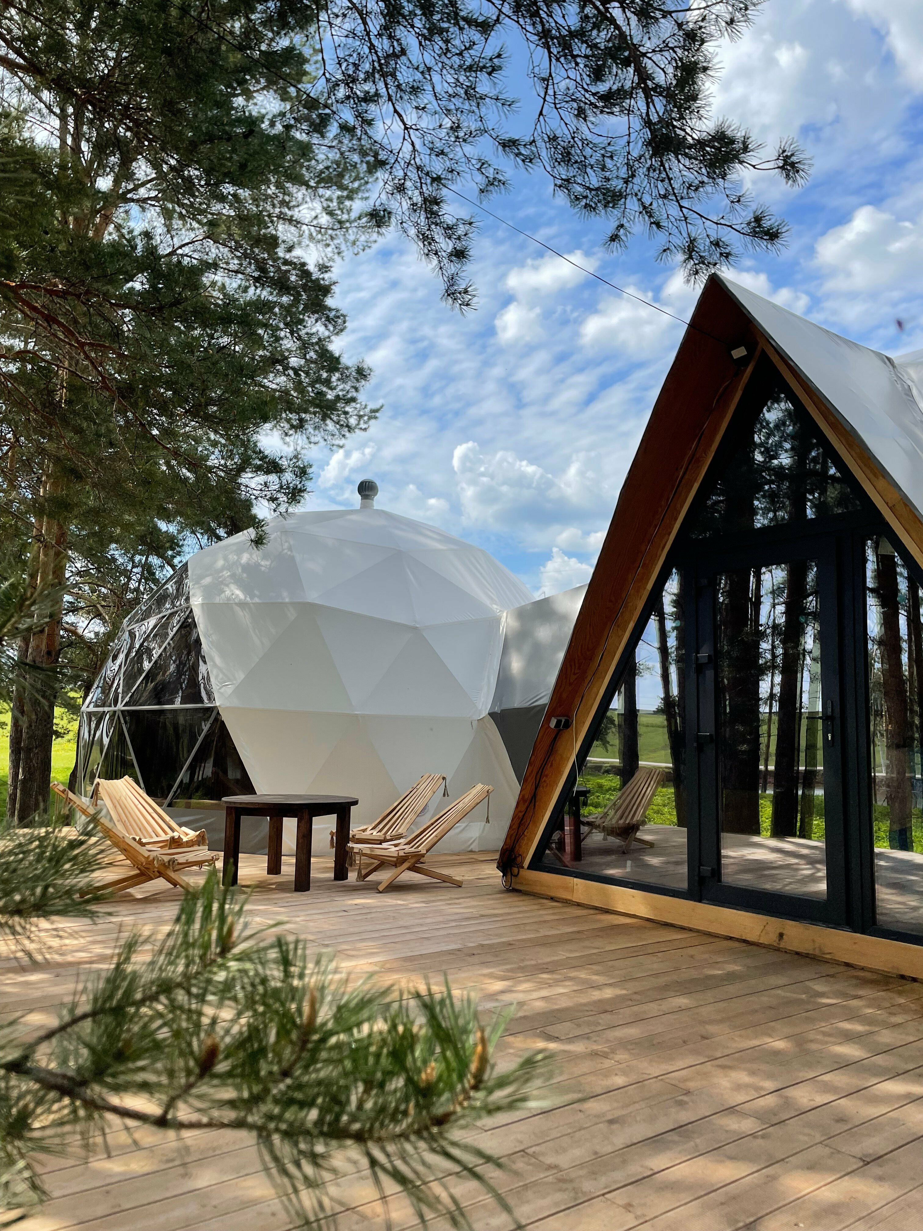 Дом с видом на озеро