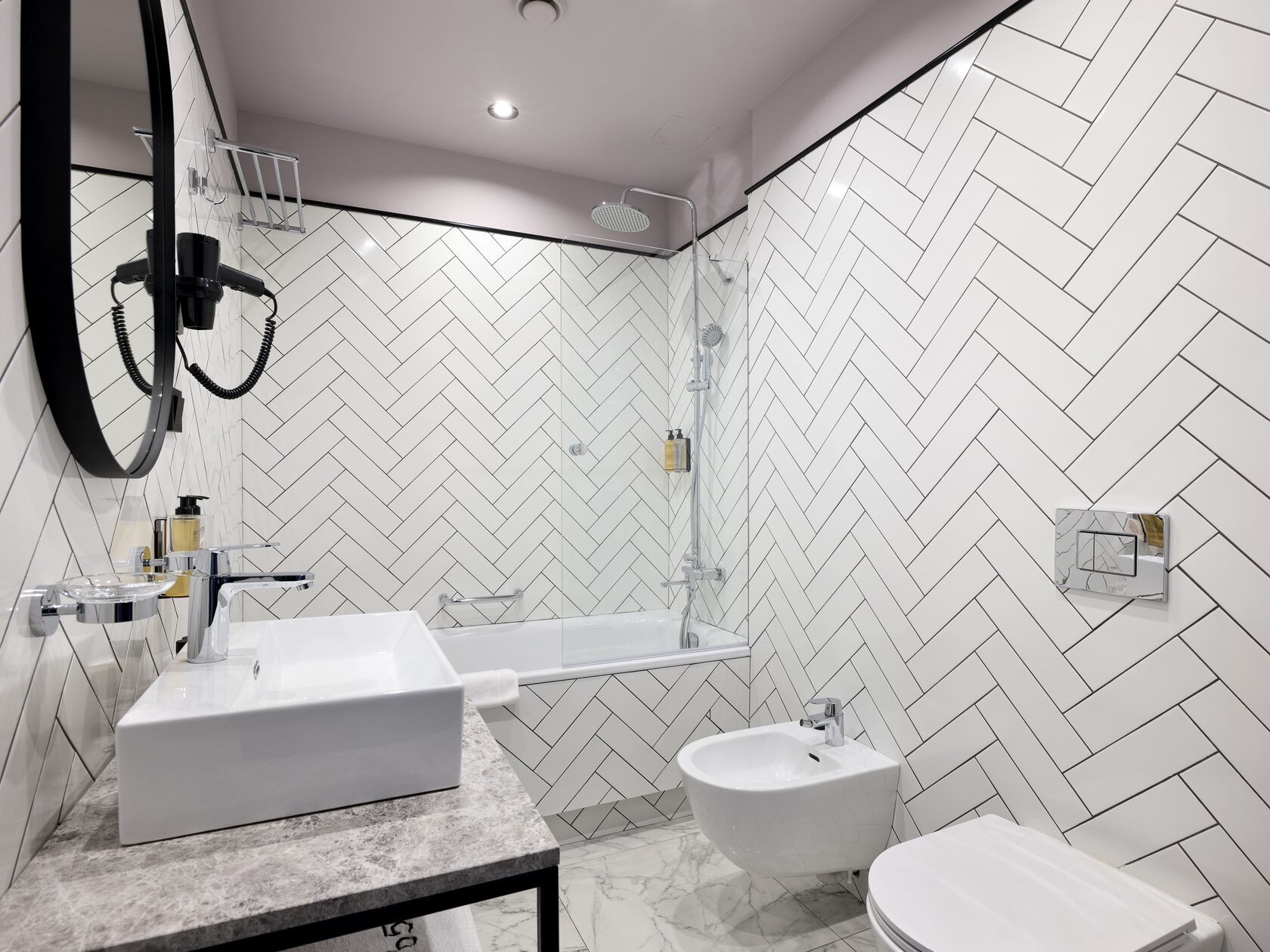 Делюкс Студио