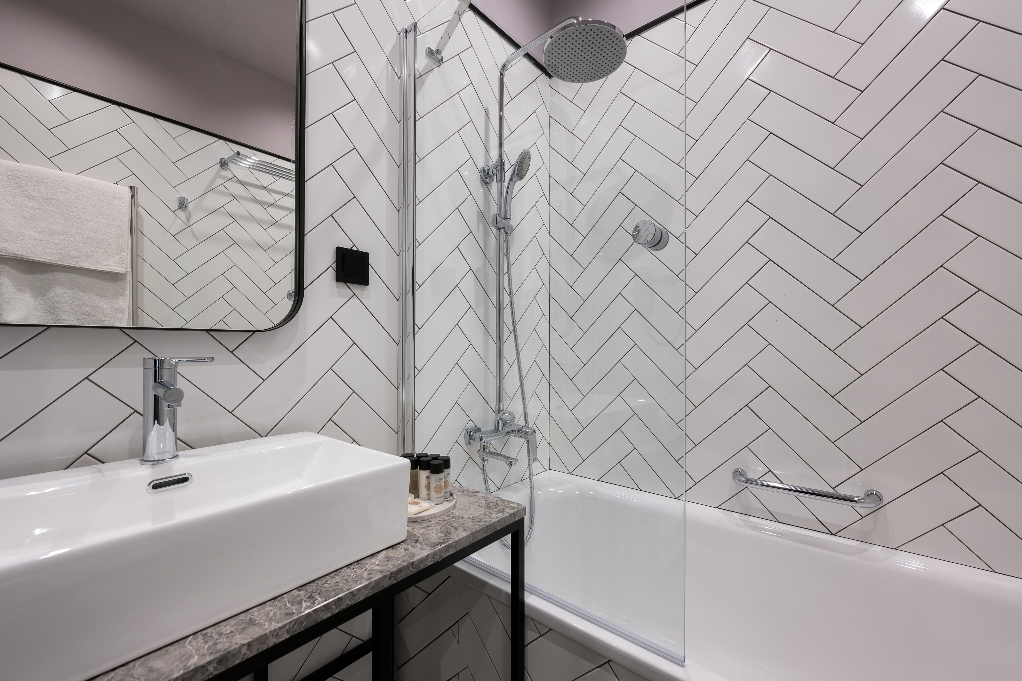 Двухместный номер с 1 кроватью и собственной ванной комнатой