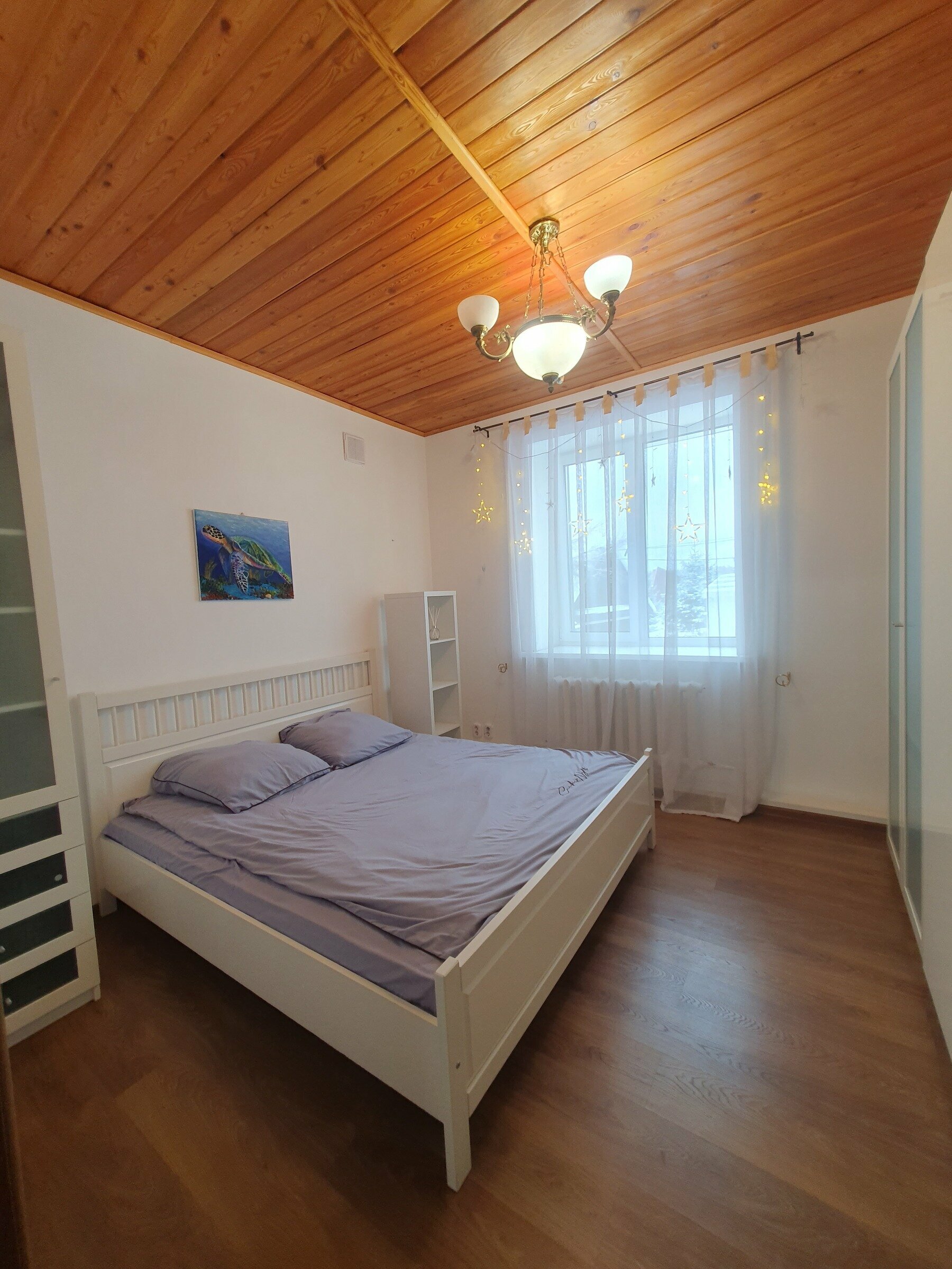 Семейный номер с общей ванной комнатой