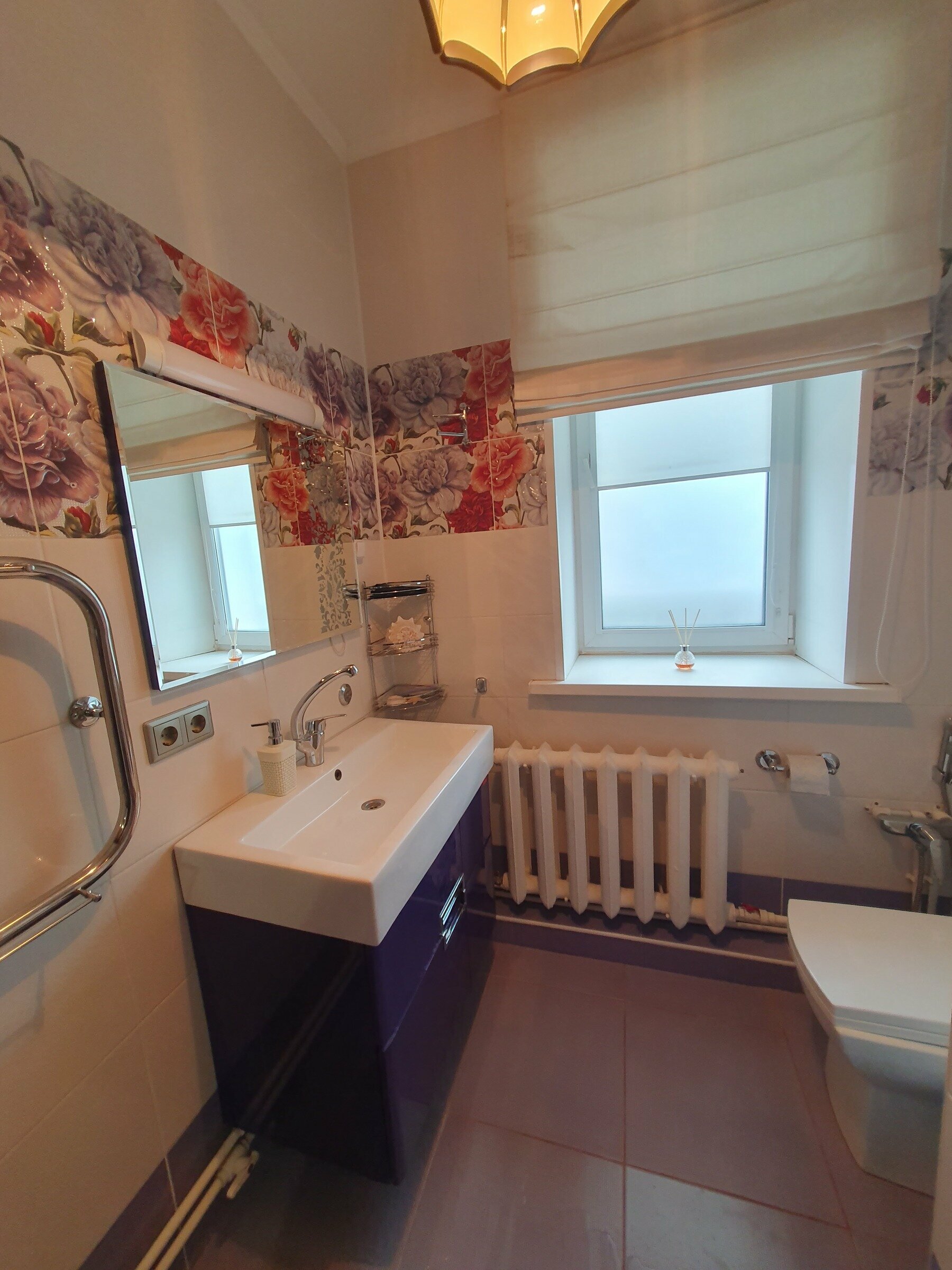 Семейный номер с общей ванной комнатой