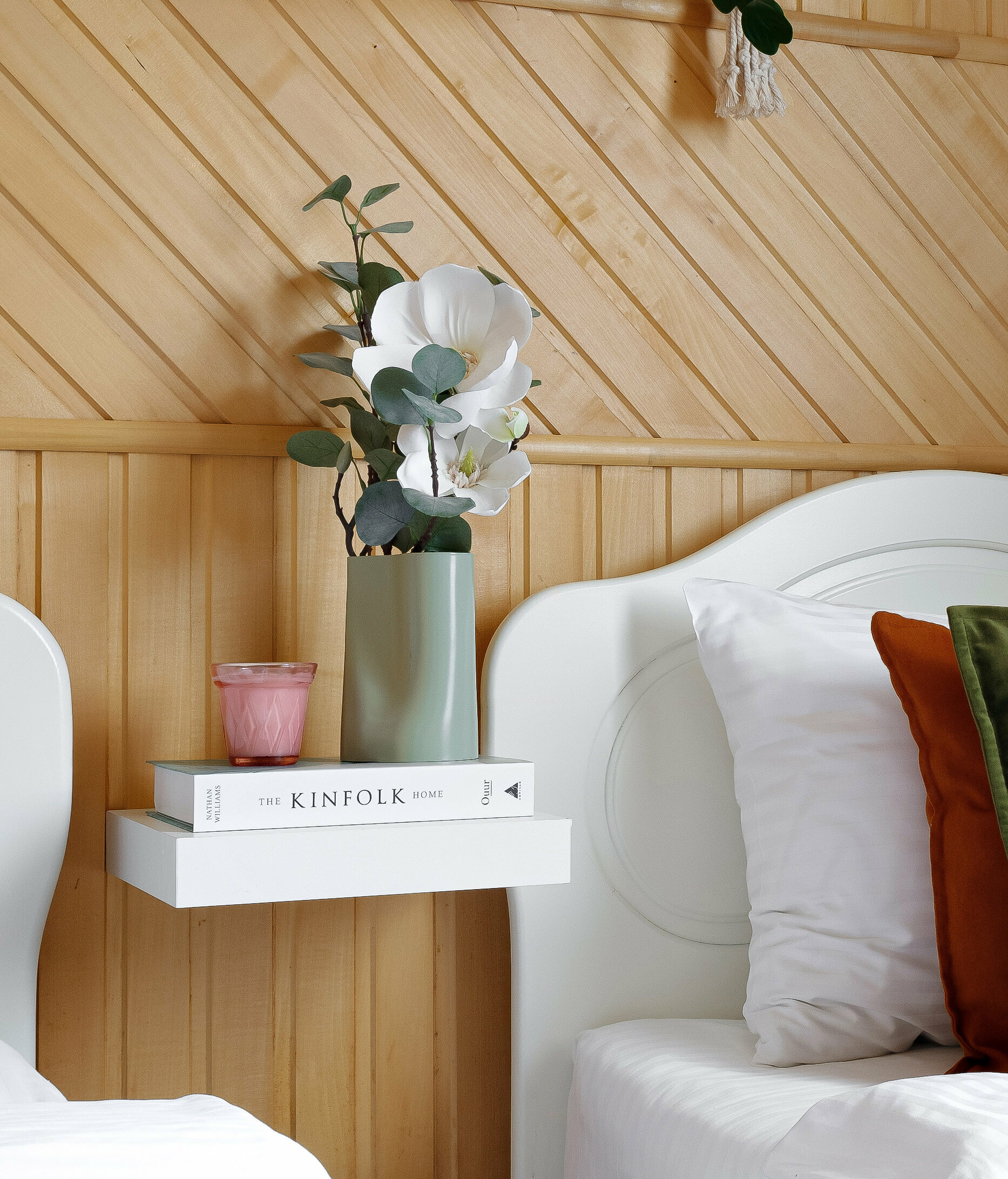 Трехместный номер «Комфорт» с душем