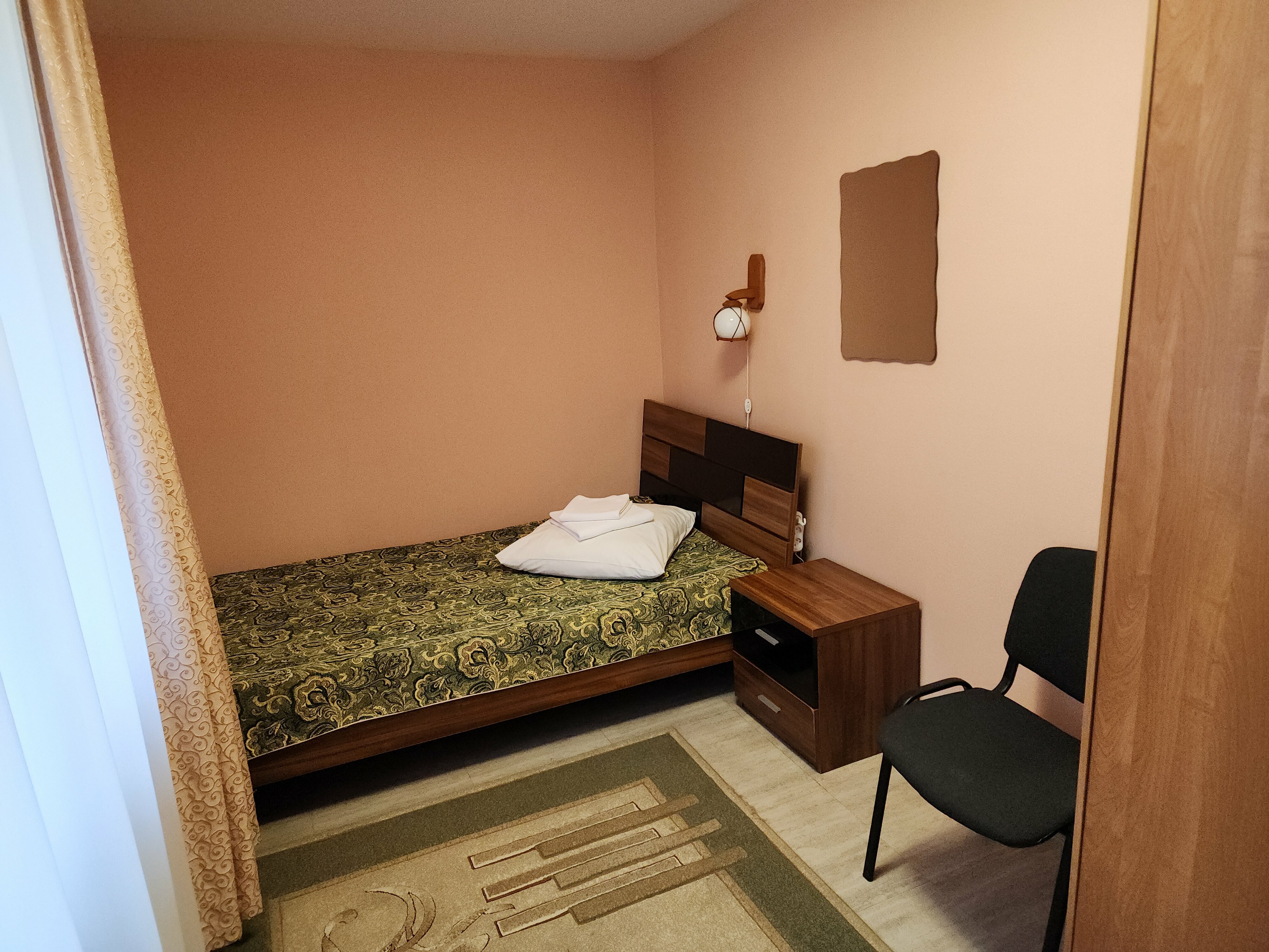 Небольшой одноместный номер