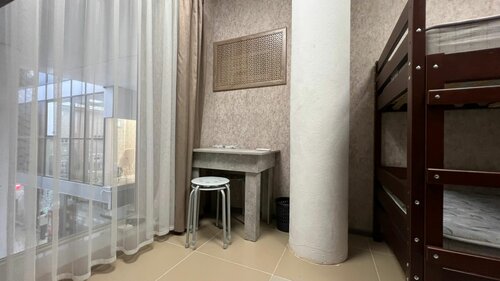 Место в  четырех местном номере (низ)