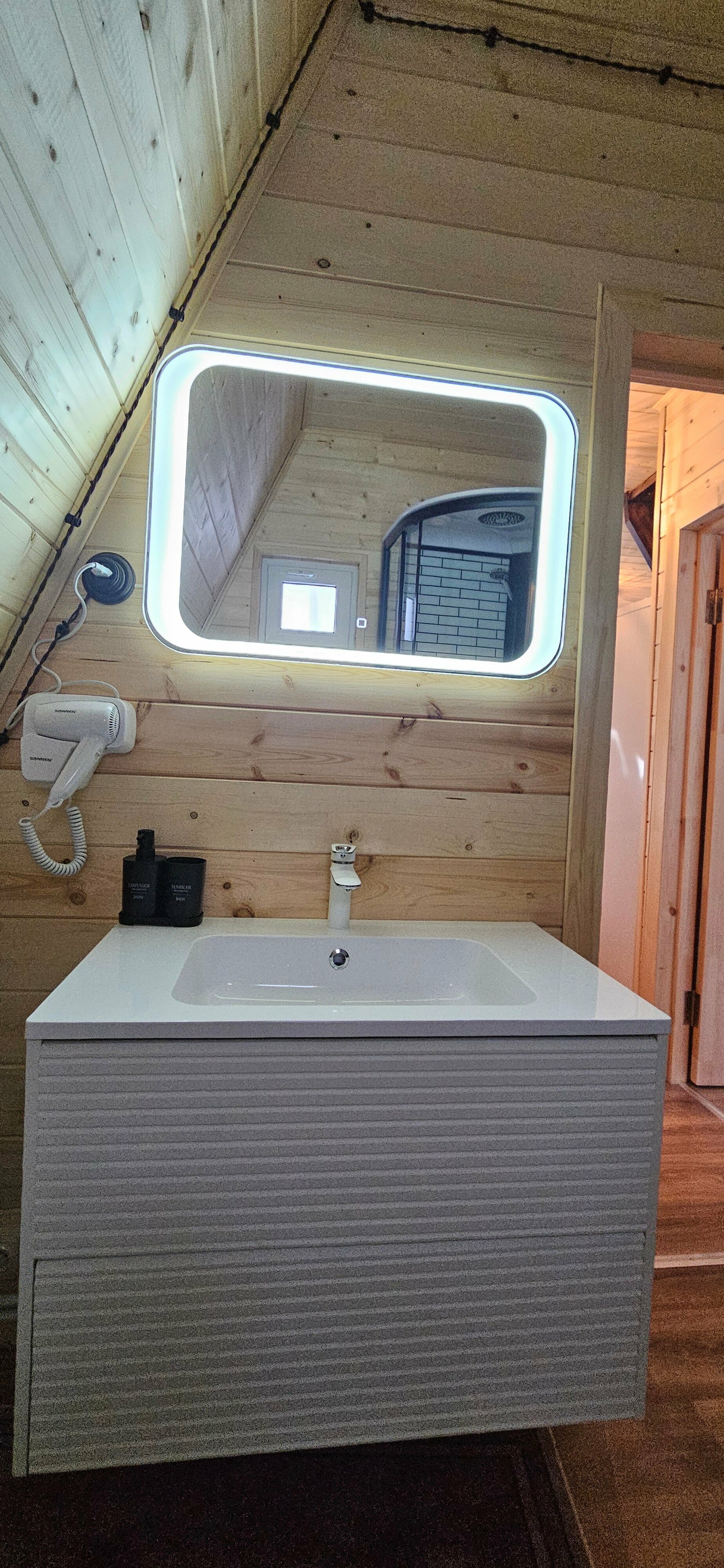 Коттедж с видом на лес