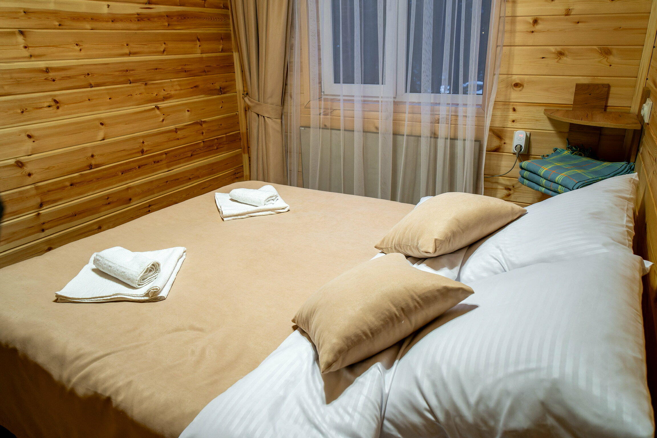 Семейный номер с видом на горы