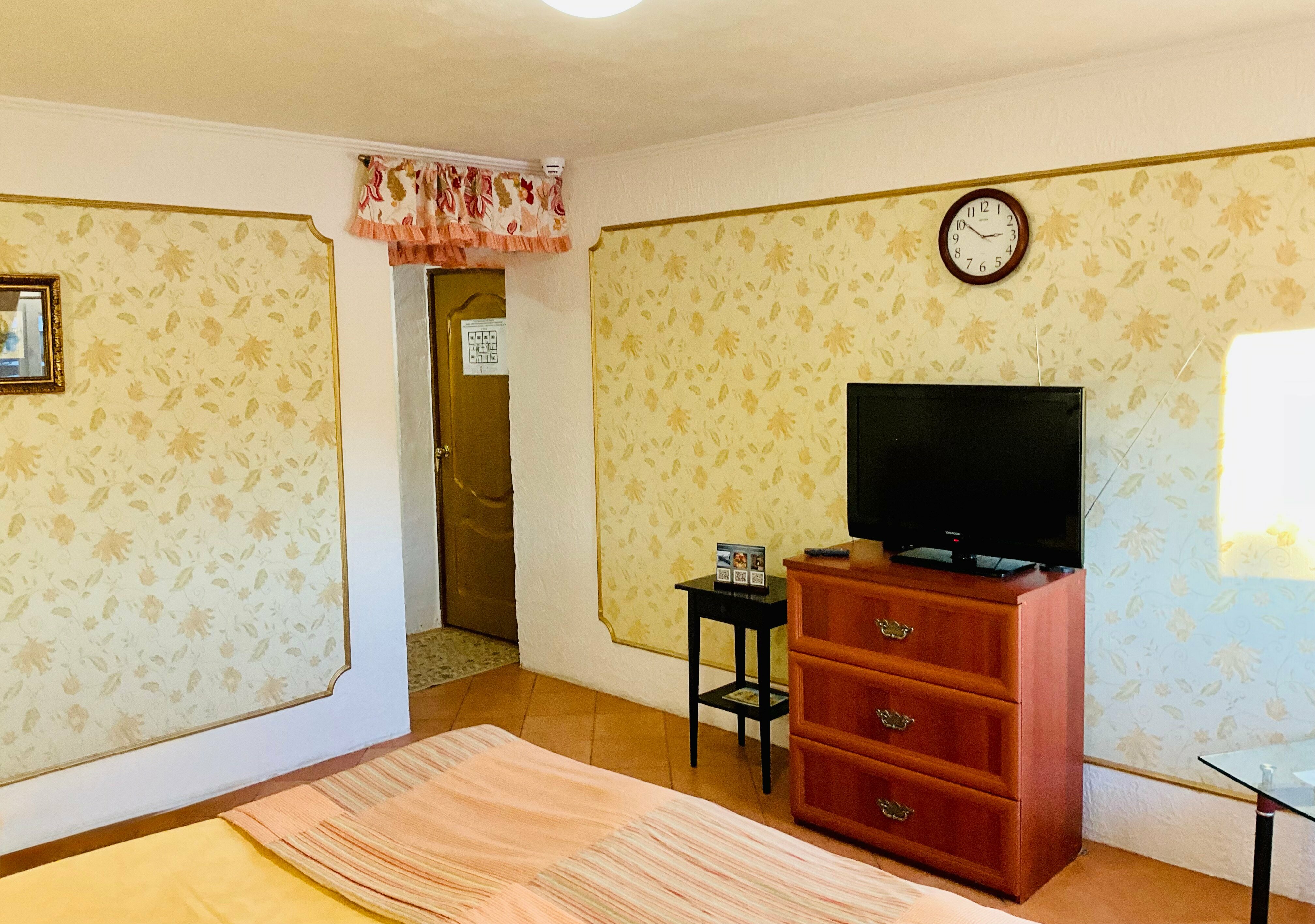 Двухместный номер с 1 кроватью или 2 отдельными кроватями и собственной ванной комнатой