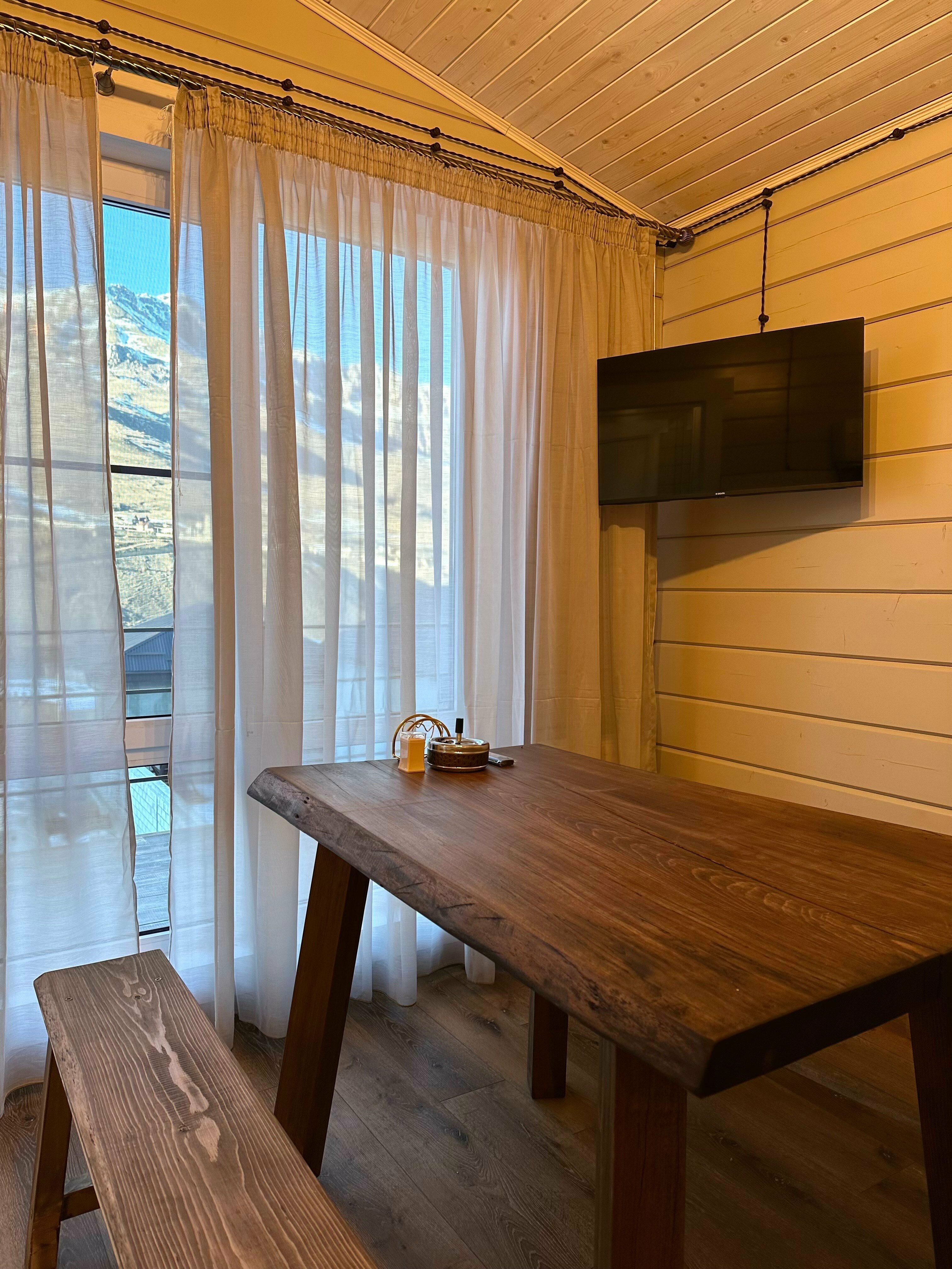 Коттедж с видом на горы