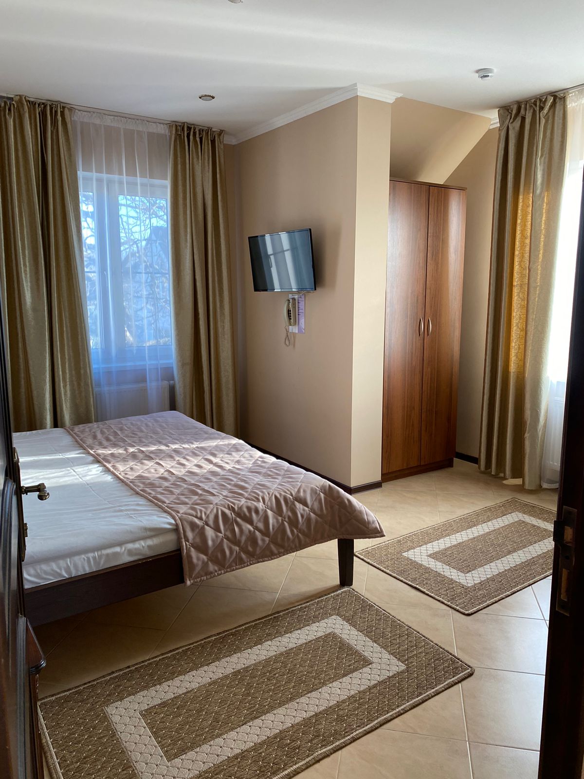 Улучшенный двухместный номер с 1 кроватью